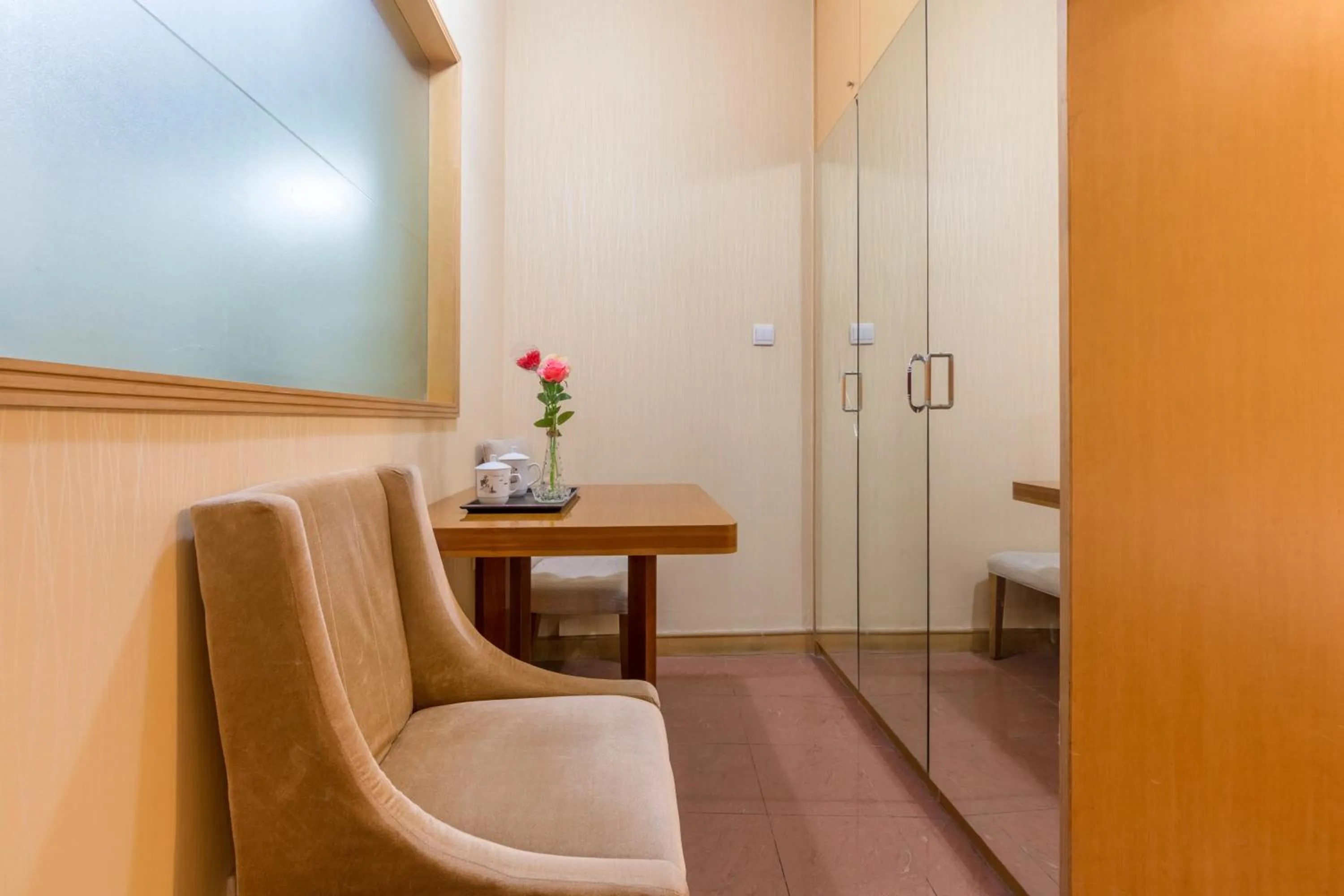 Living room in Shanghai Jiarong Hotel Apartment