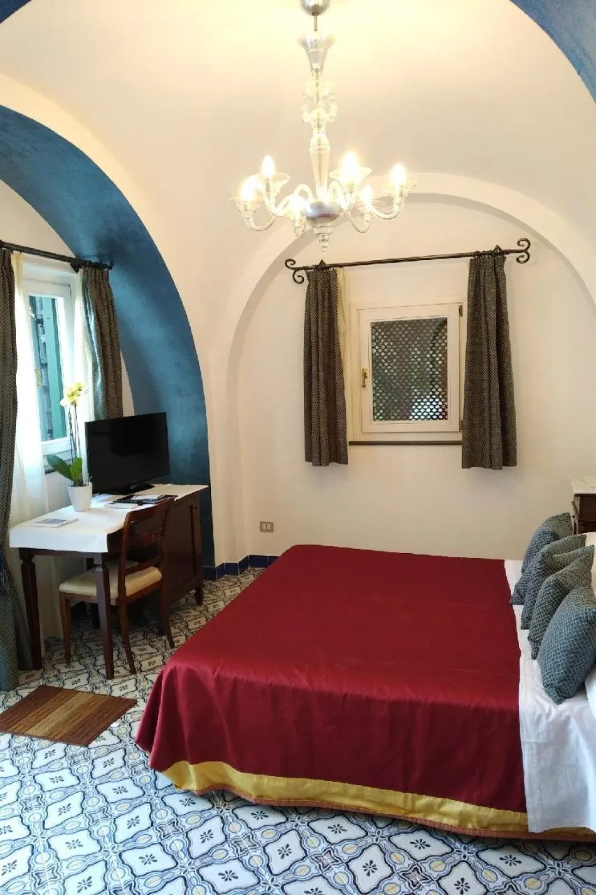 Photo of the whole room, Bed in Hotel Parsifal - Antico Convento del 1288
