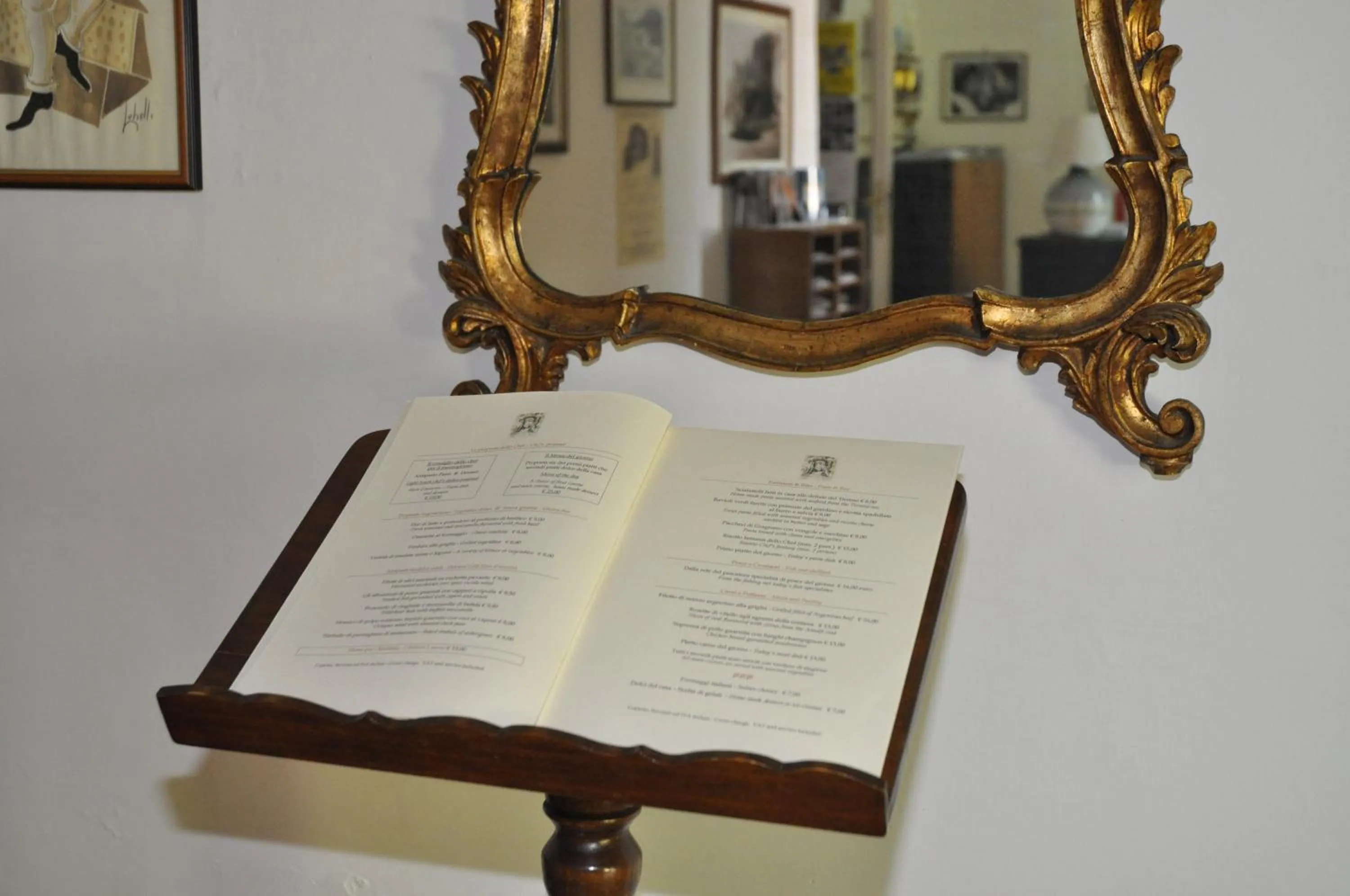 Decorative detail in Hotel Parsifal - Antico Convento del 1288