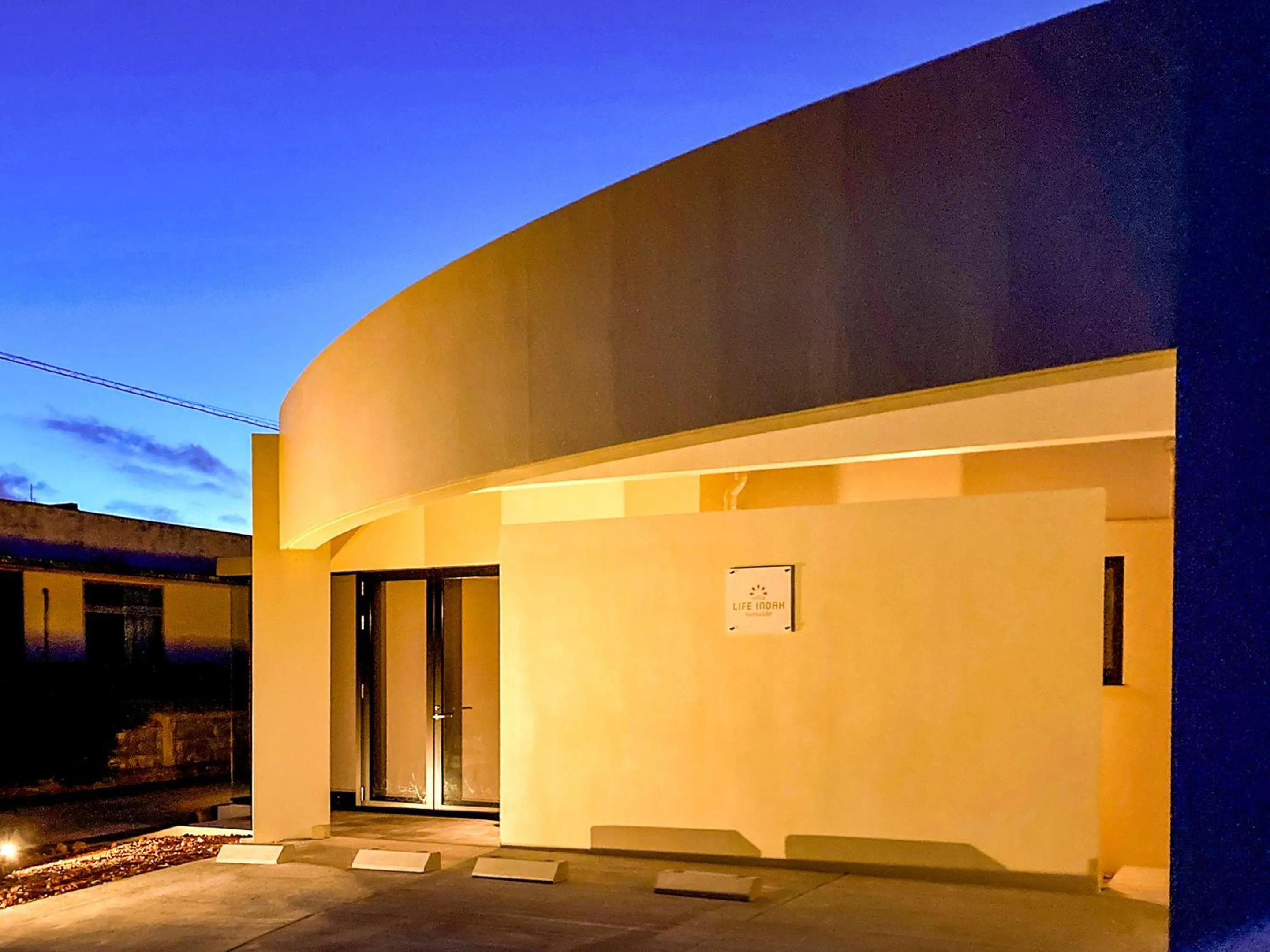 Property building in villa LIFE INDAH sumuide