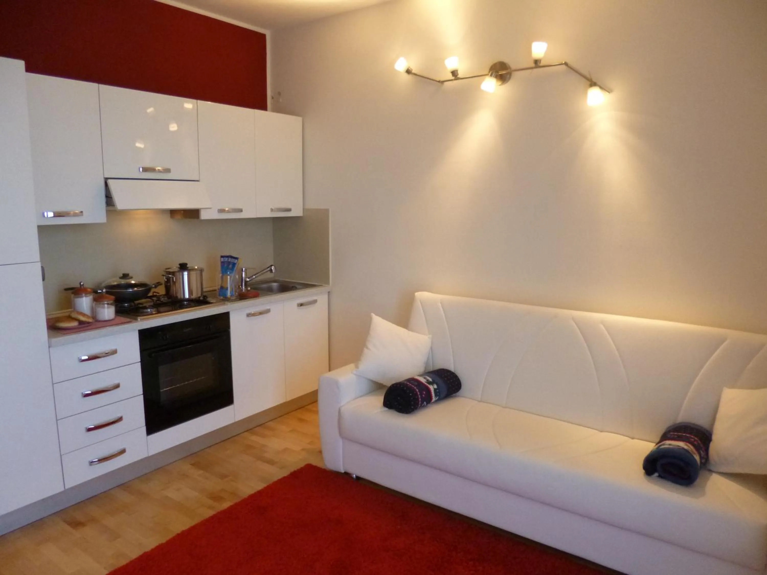 Kitchen or kitchenette in Air Hotel