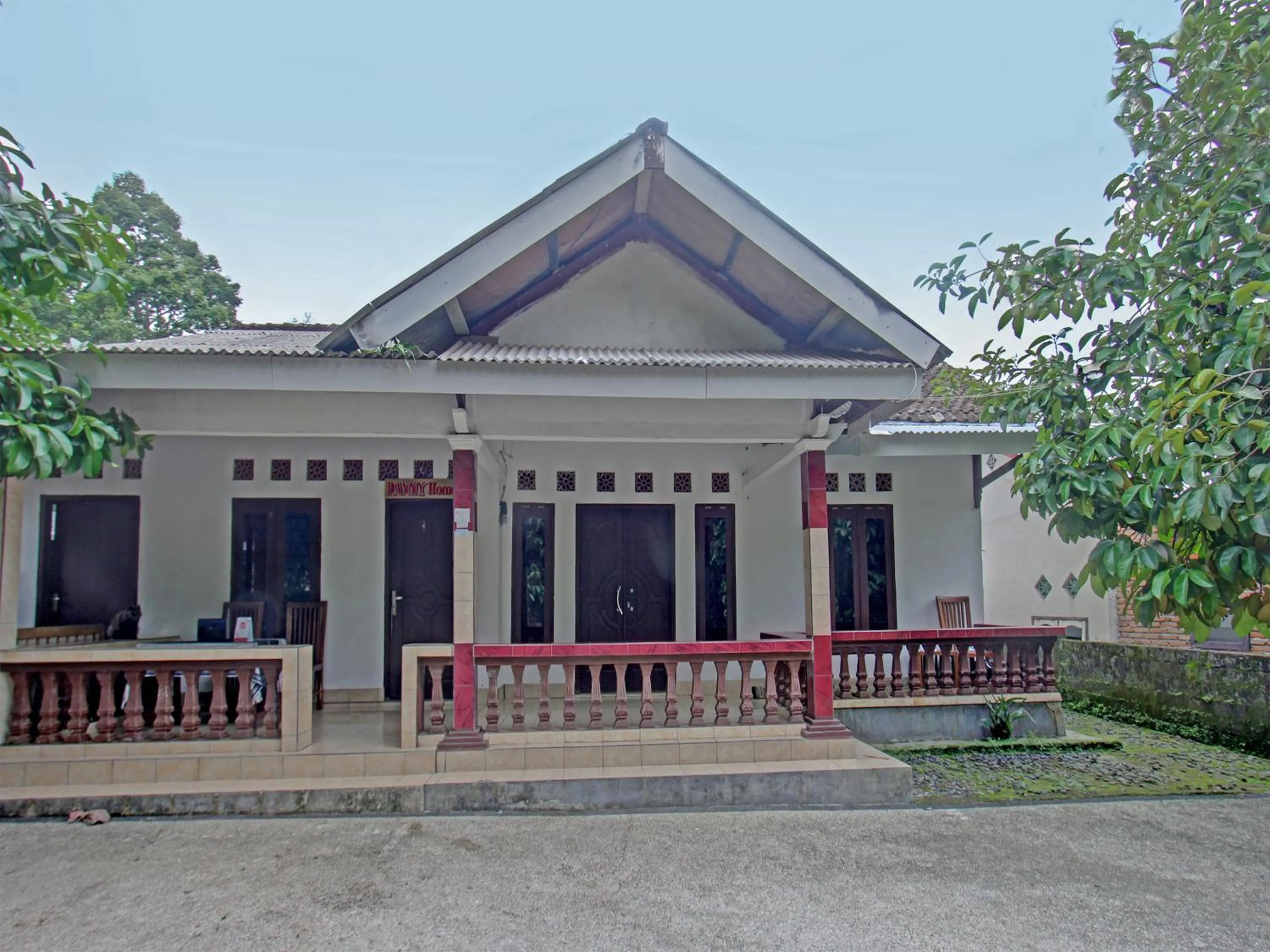 Hotel O Dani HomestayNearSesaot Lodge