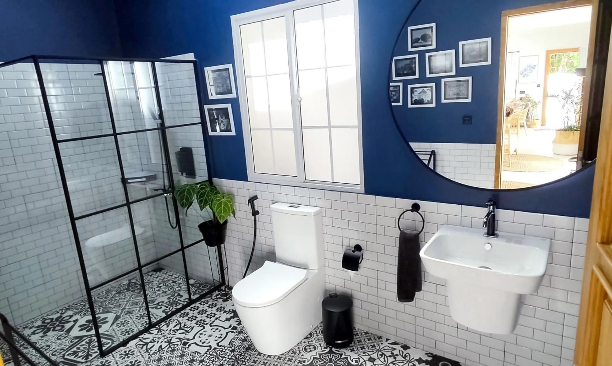 Shower in Jogja Life Villas