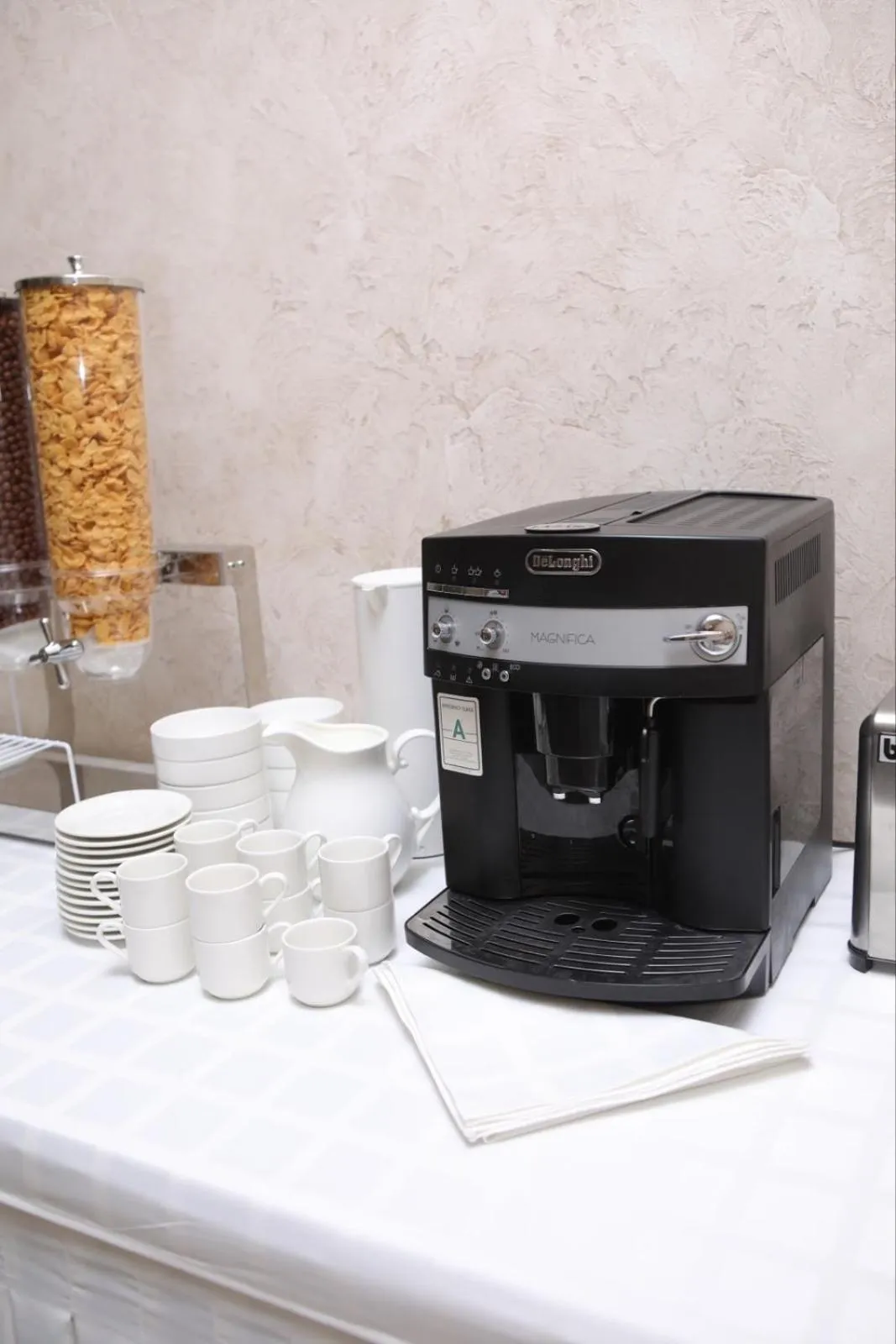 Coffee/tea facilities in Anga Yerevan Hotel