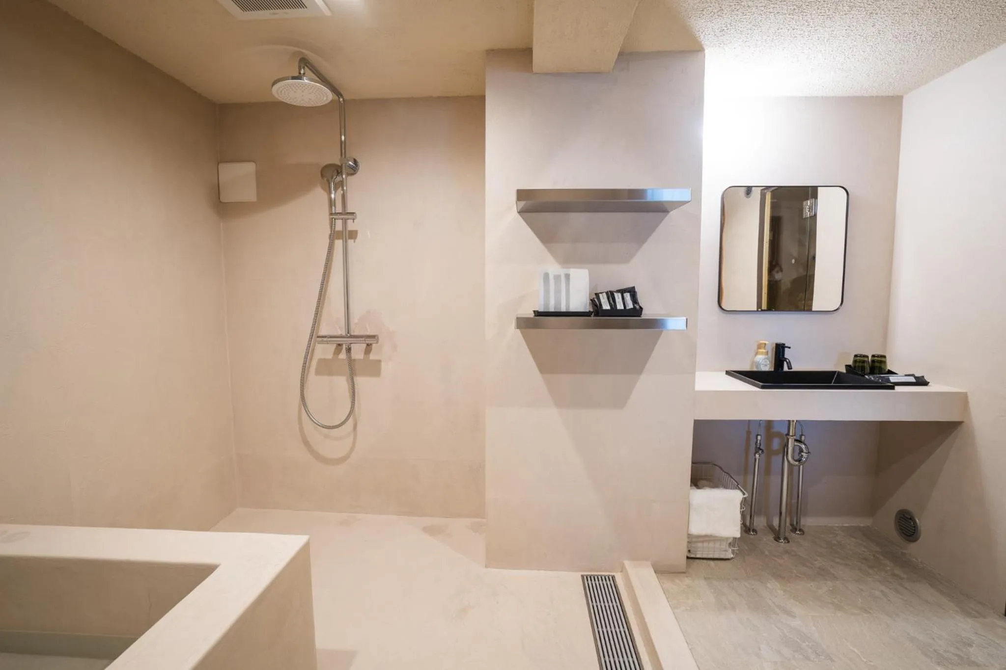 Bathroom in SAUNALAND ASAKUSA