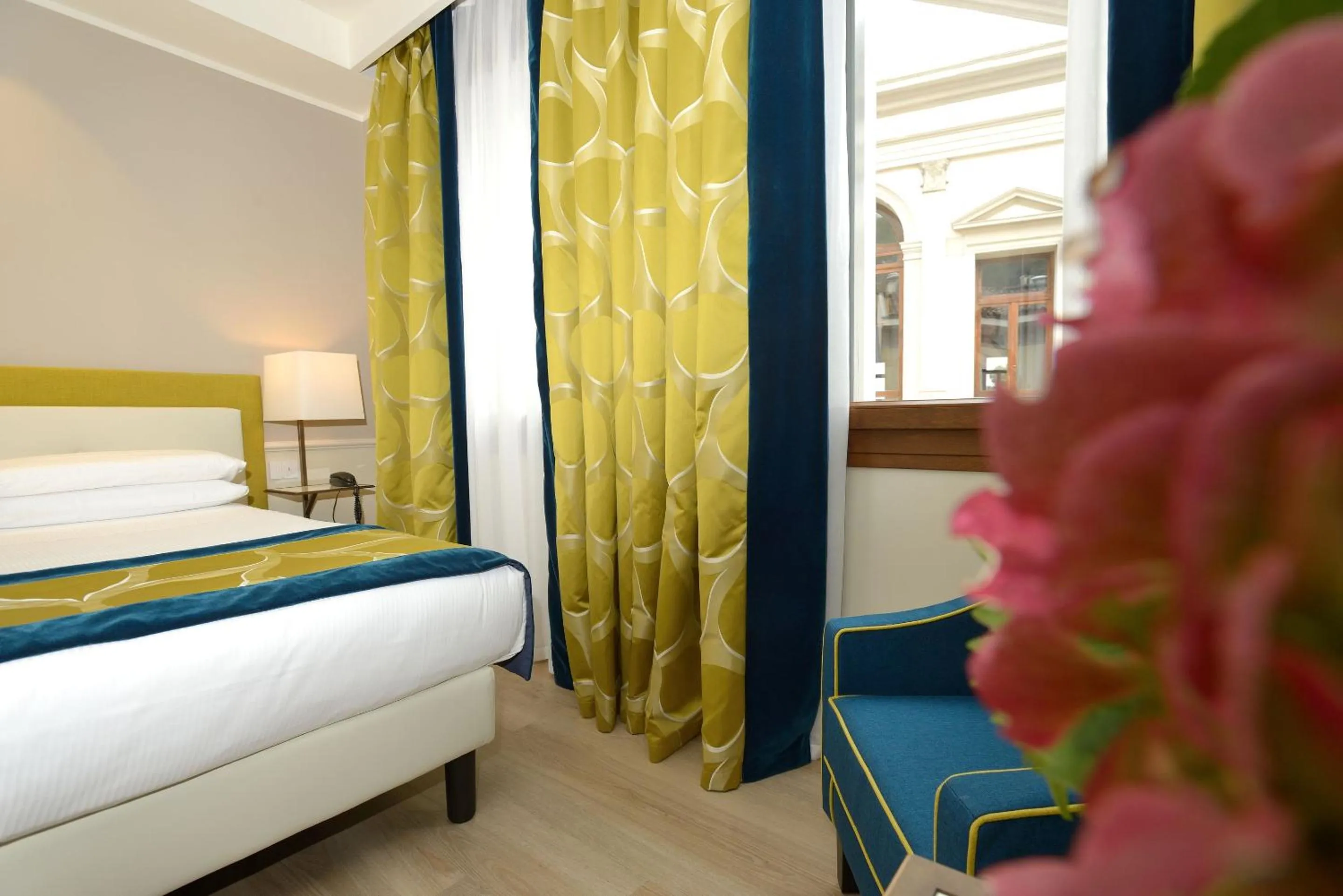 Photo of the whole room, Bed in Hotel Canon d'Oro