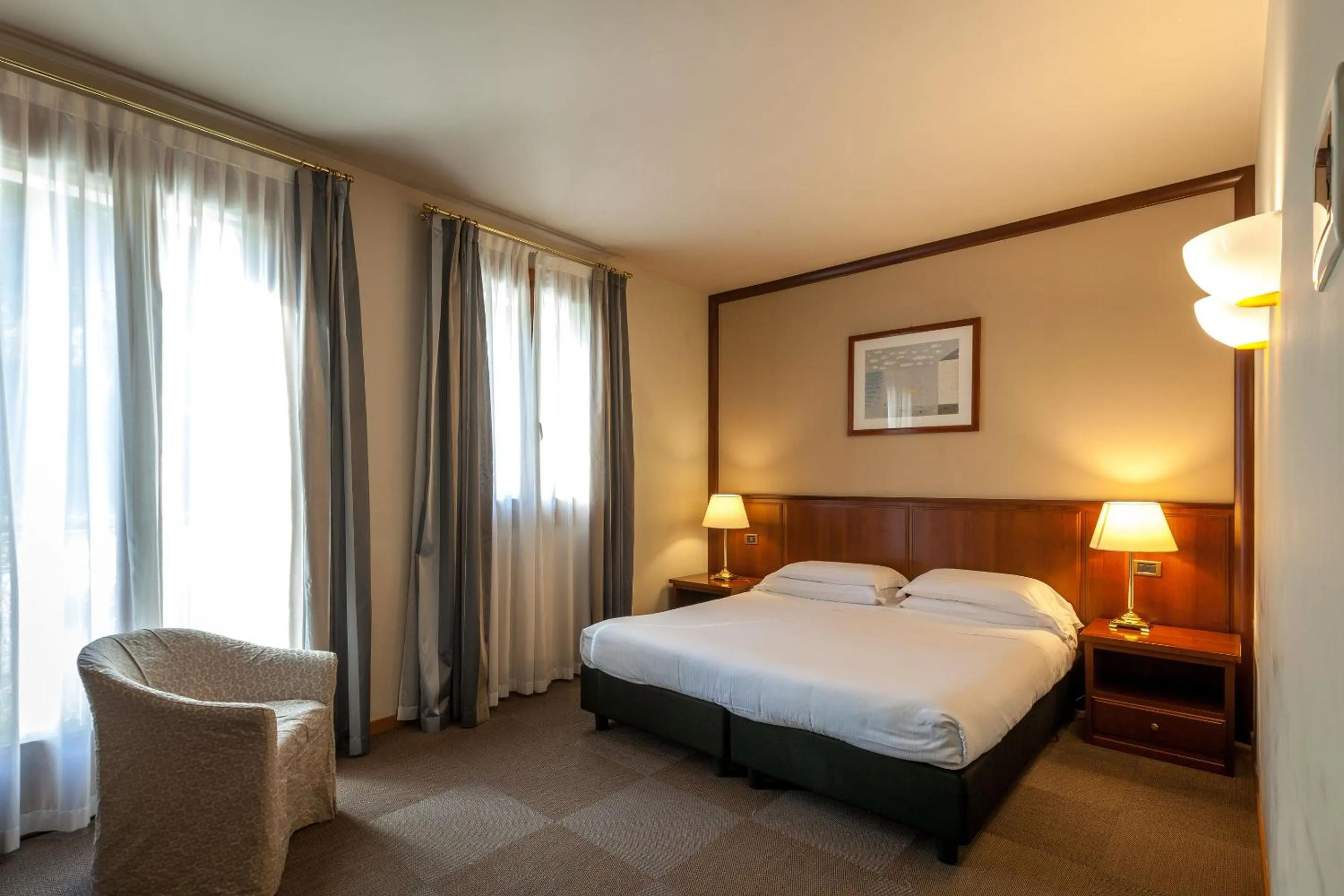 Photo of the whole room, Bed in Hotel Canon d'Oro