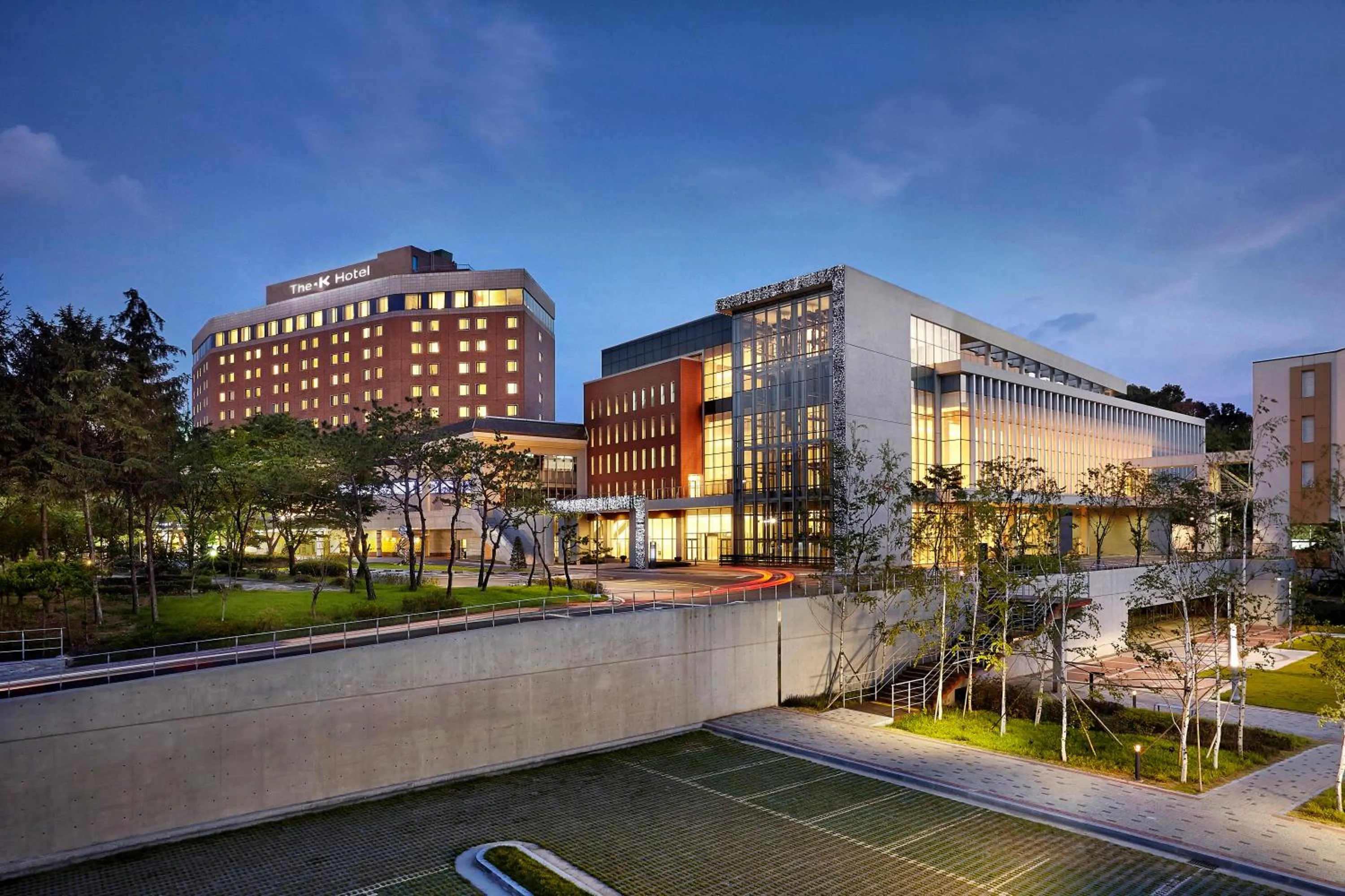 Facade/entrance in The-K Hotel Seoul