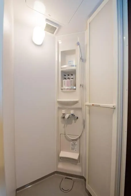 Shower in THE HARMONY