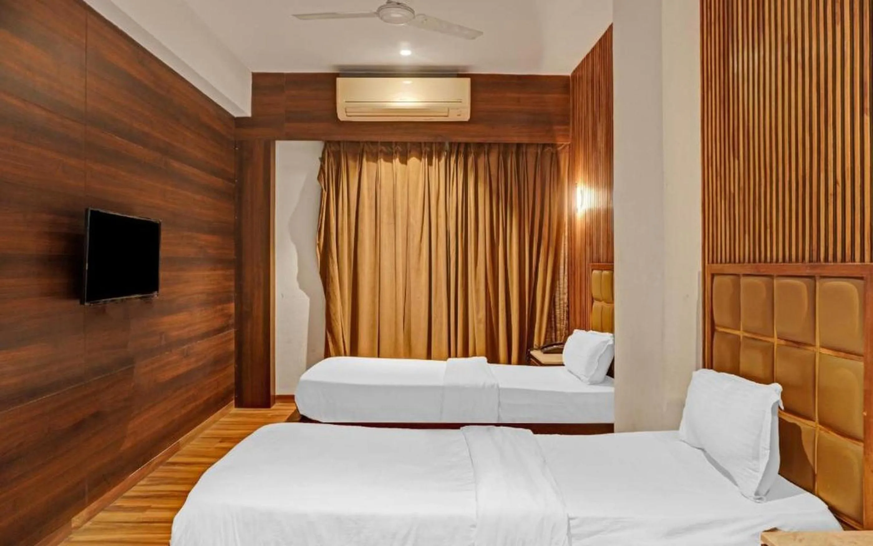 Bedroom in The Park Celebration