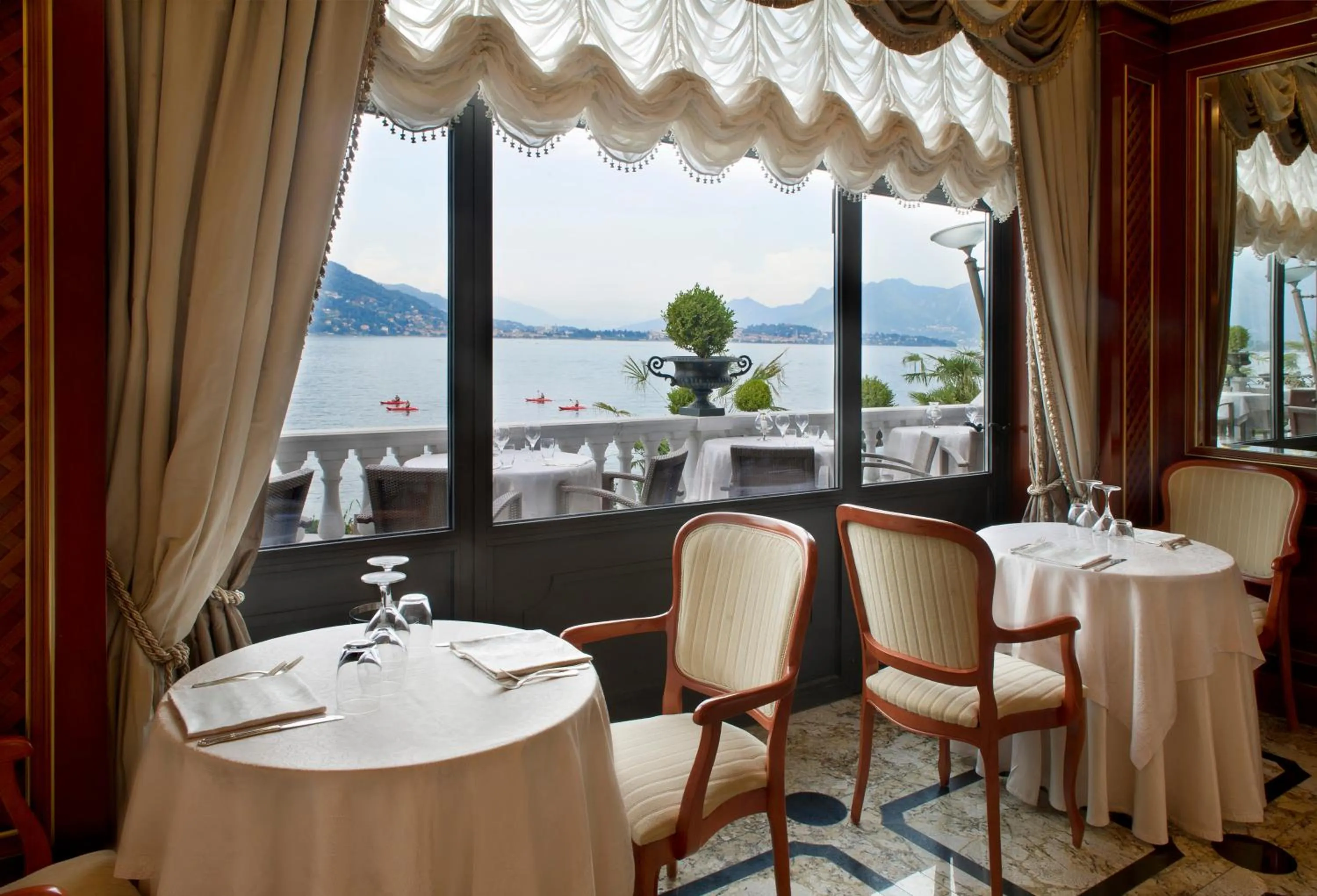 Restaurant/places to eat in Hotel Splendid