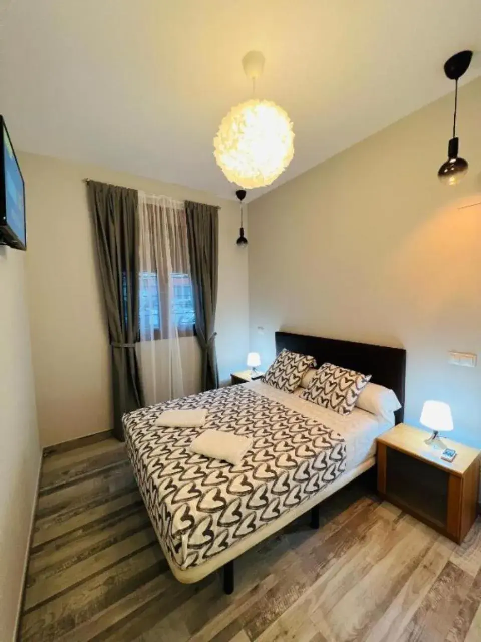 Double Room with Shared Bathroom - single occupancy in HOSPEDAJE CORREDOR DE HENARES Double Room with Shared Bathroom - single occupancy in HOSPEDAJE CORREDOR DE HENARES