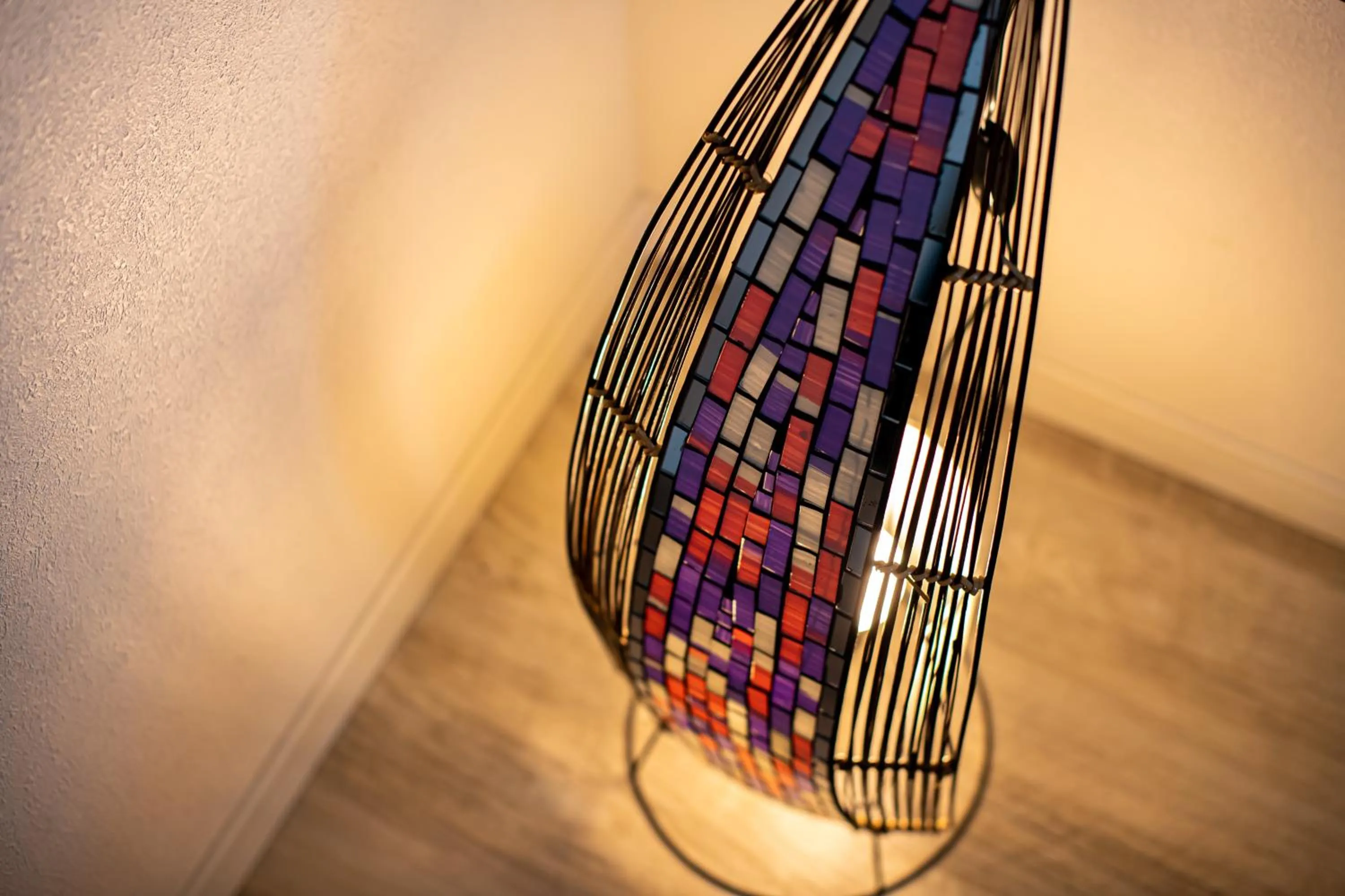 Photo of the whole room in STAYTUS