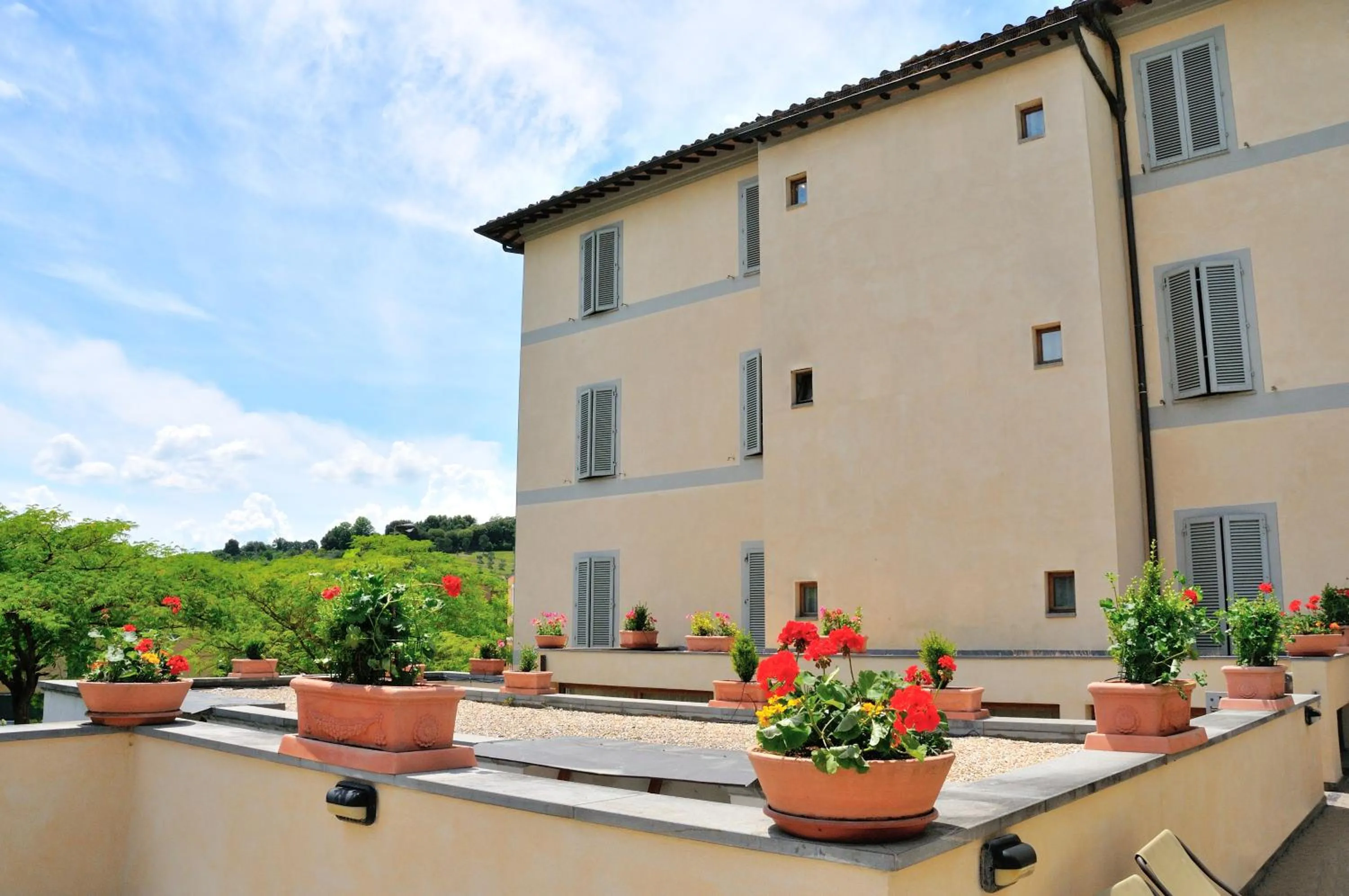 Property building in Hotel La Colonna