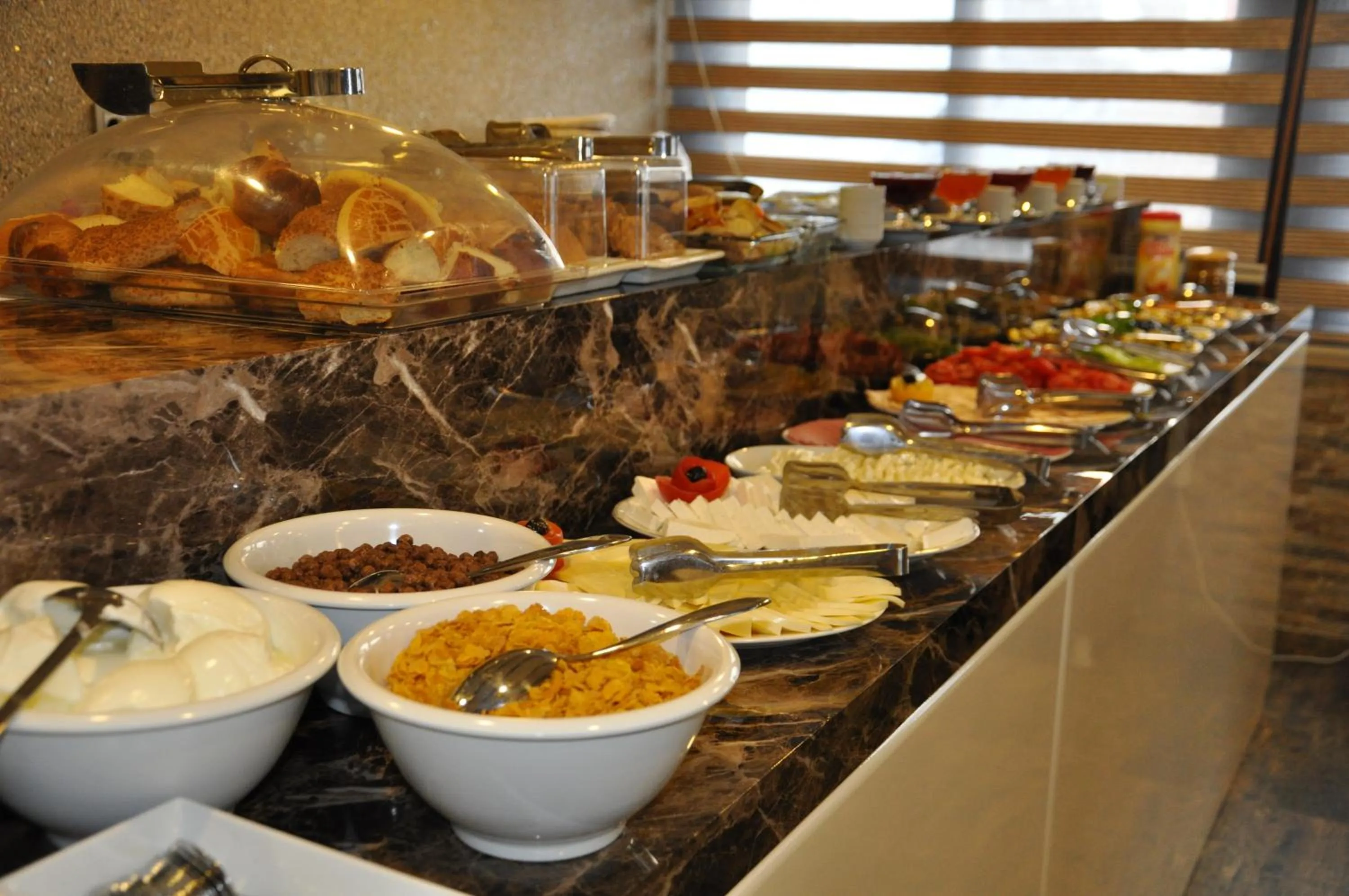 Breakfast in Golden Rain Hotel Old City