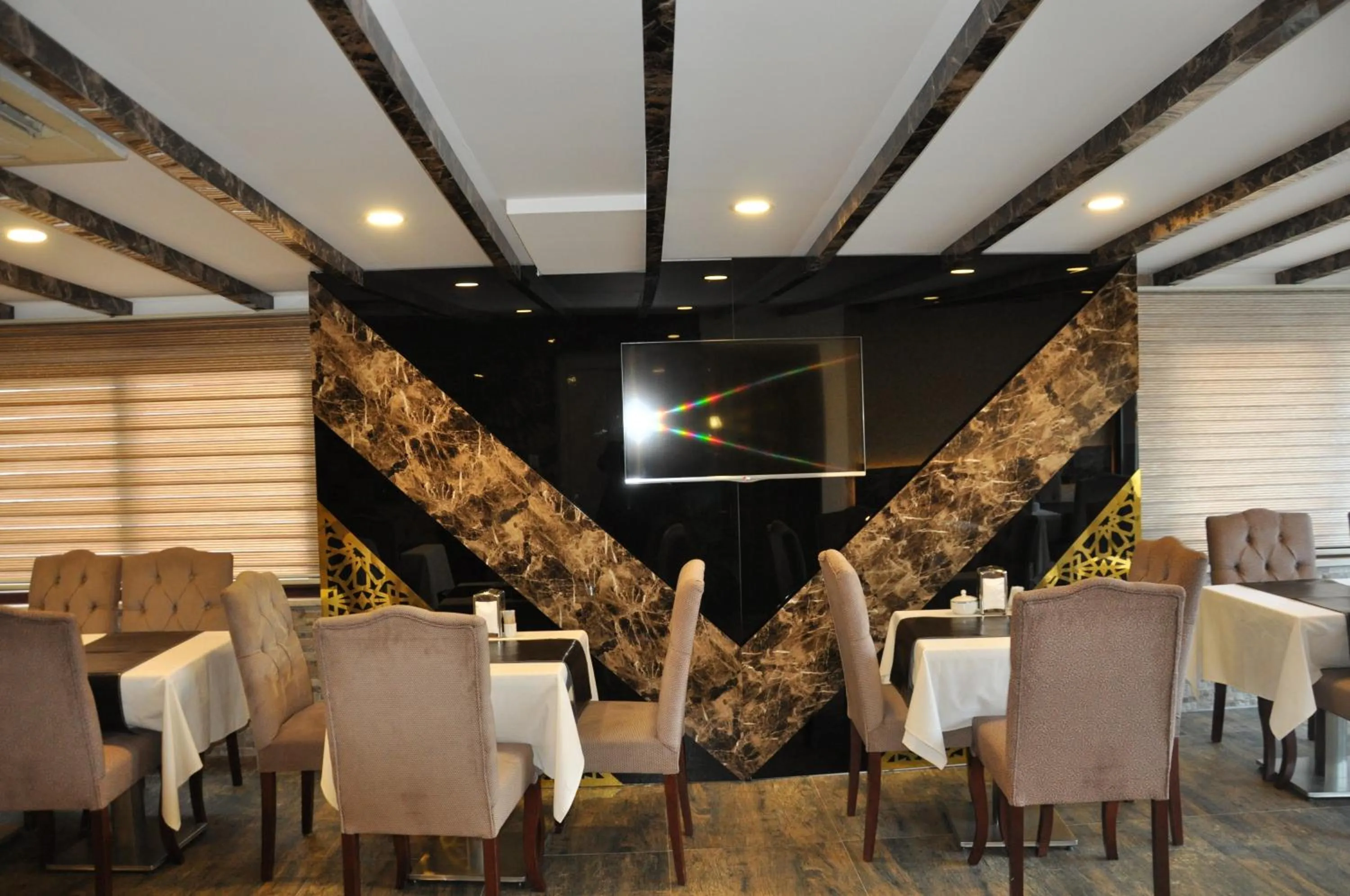 Breakfast in Golden Rain Hotel Old City