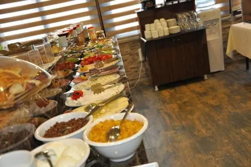 Breakfast in Golden Rain Hotel Old City