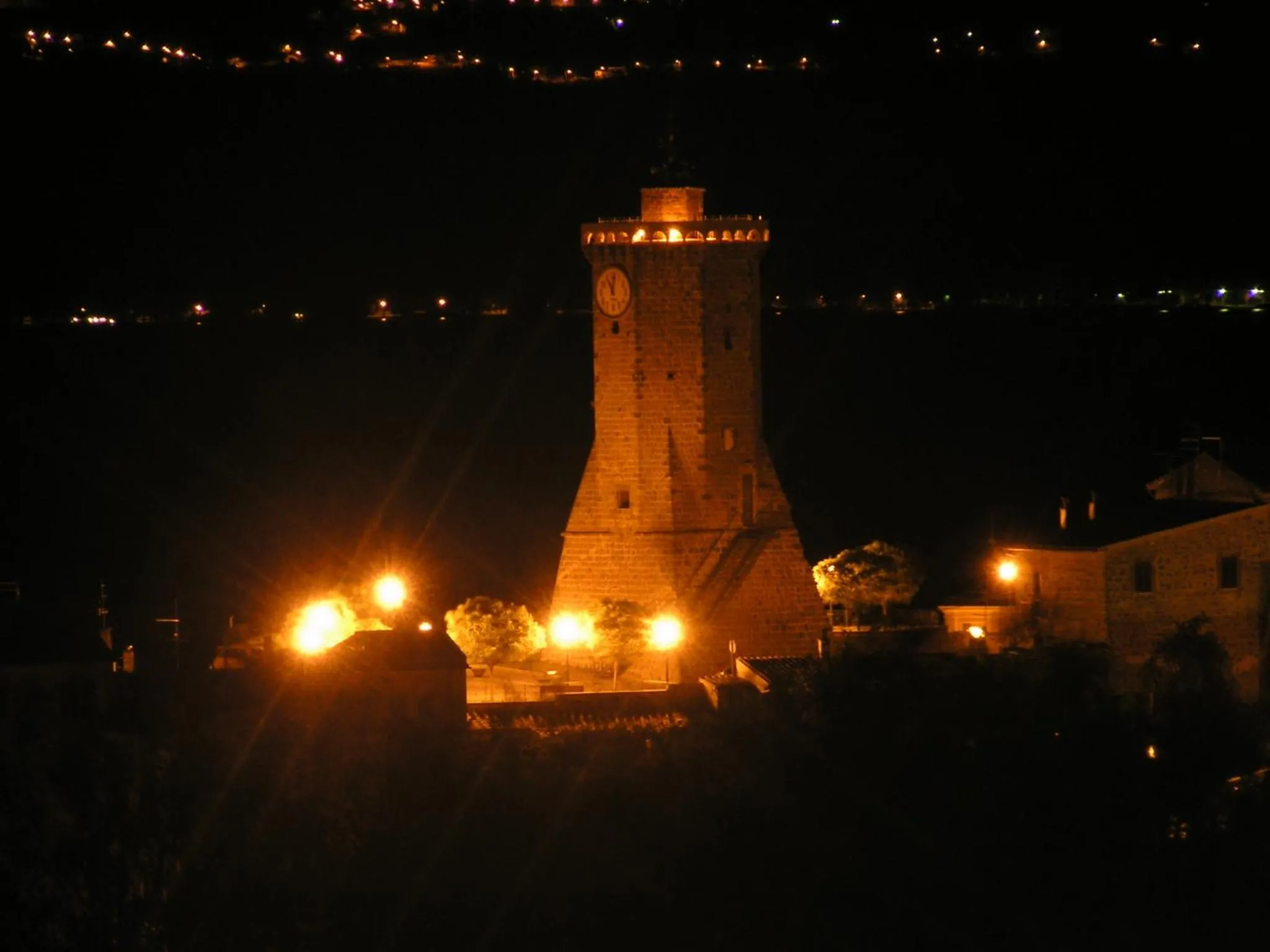 Night in La Baia del Lago