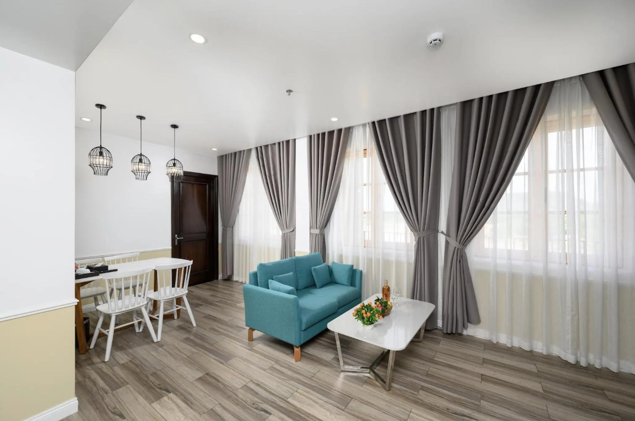 Living room in Harry Phu Quoc Hotel 3