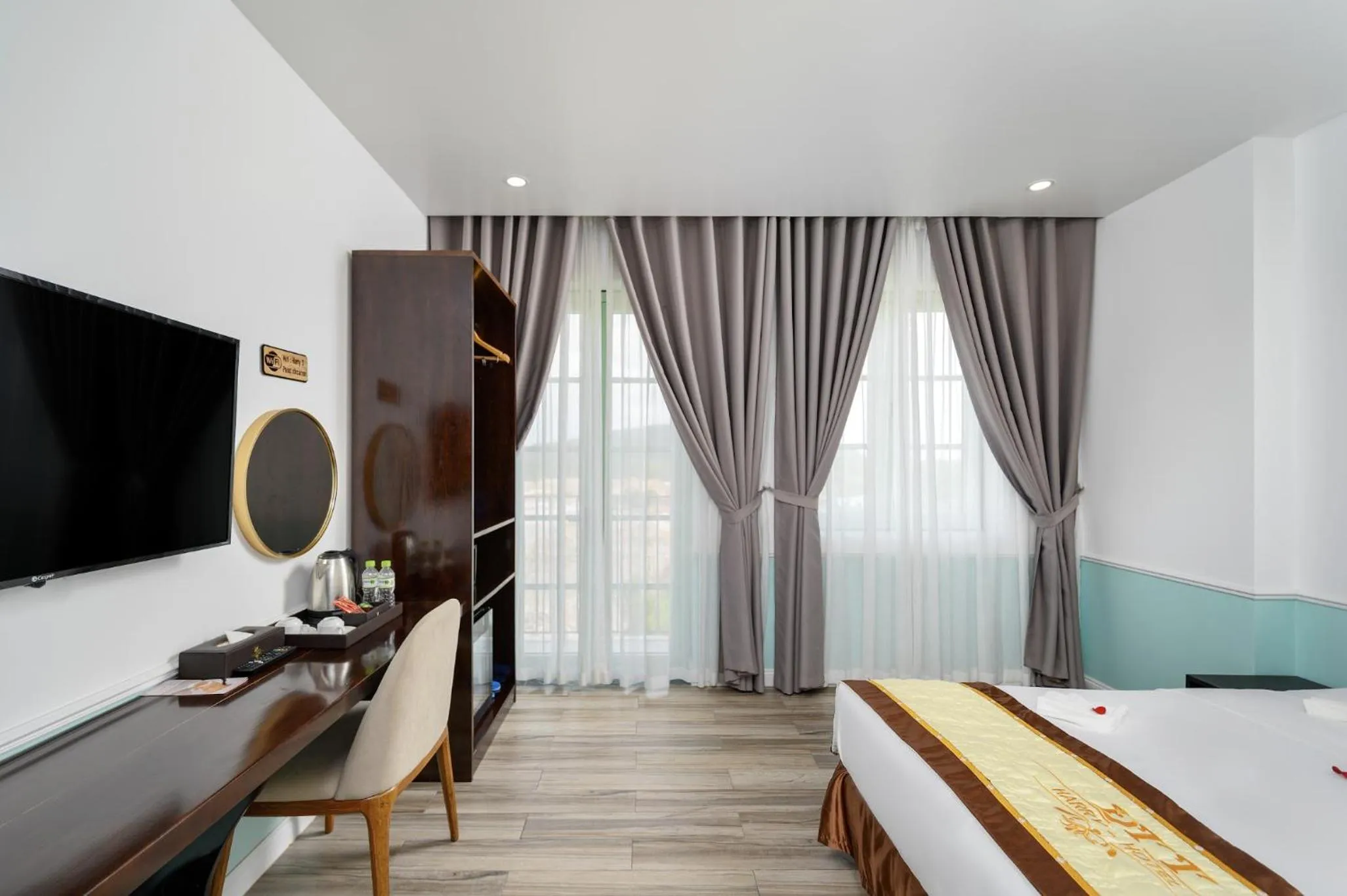 Bedroom, Bed in Harry Phu Quoc Hotel 3
