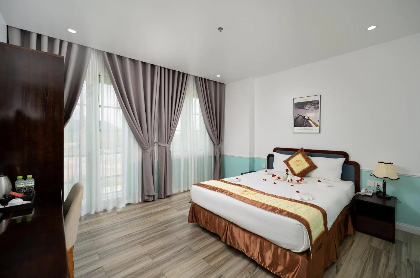 Bedroom, Bed in Harry Phu Quoc Hotel 3