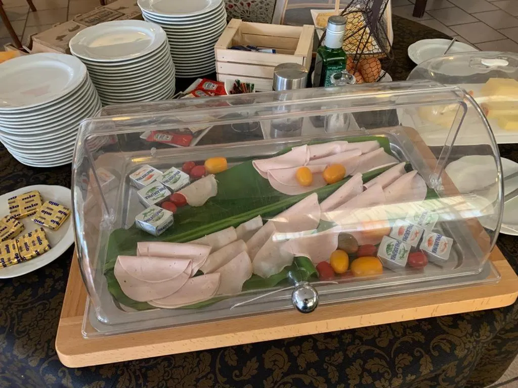 Buffet breakfast in Hotel Torre