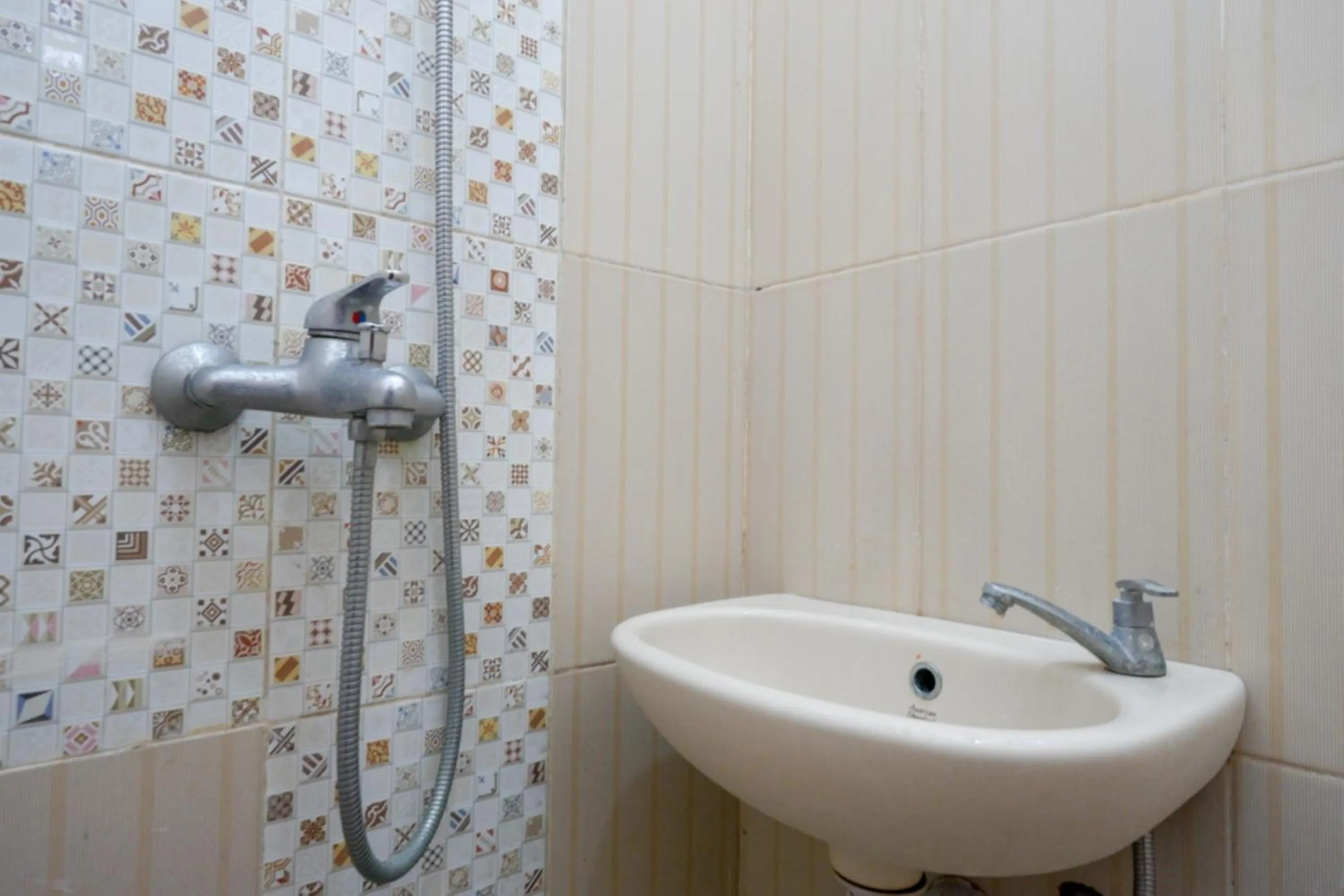 RedDoorz Syariah near Alun Alun Kota Rembang