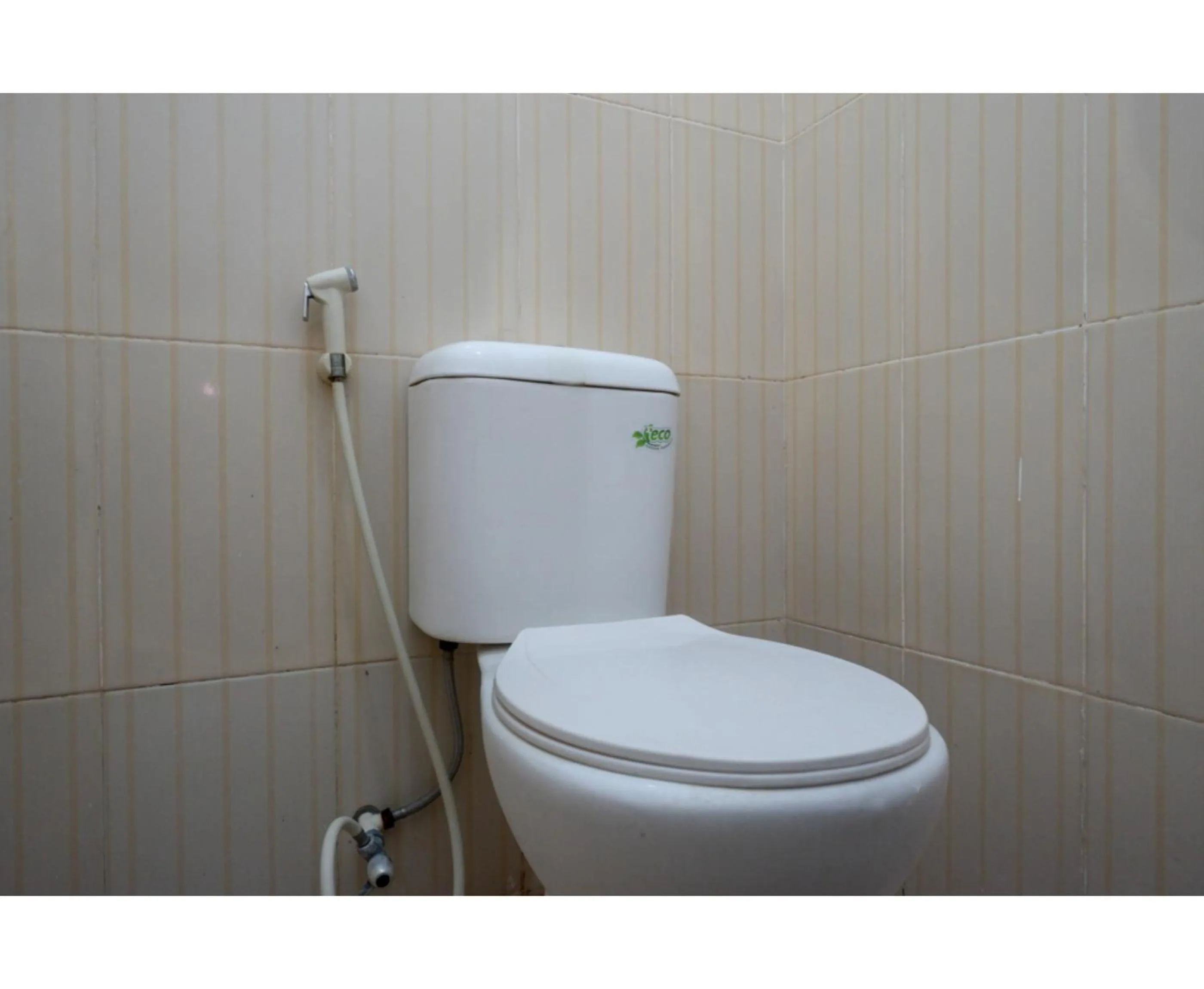 RedDoorz Syariah near Alun Alun Kota Rembang