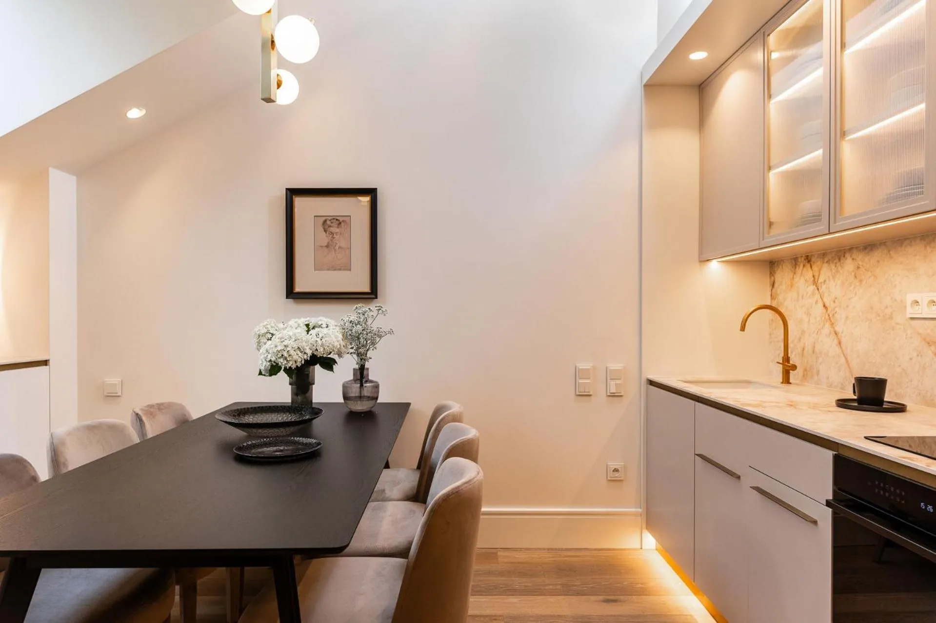 Kitchen or kitchenette in Art Boutique