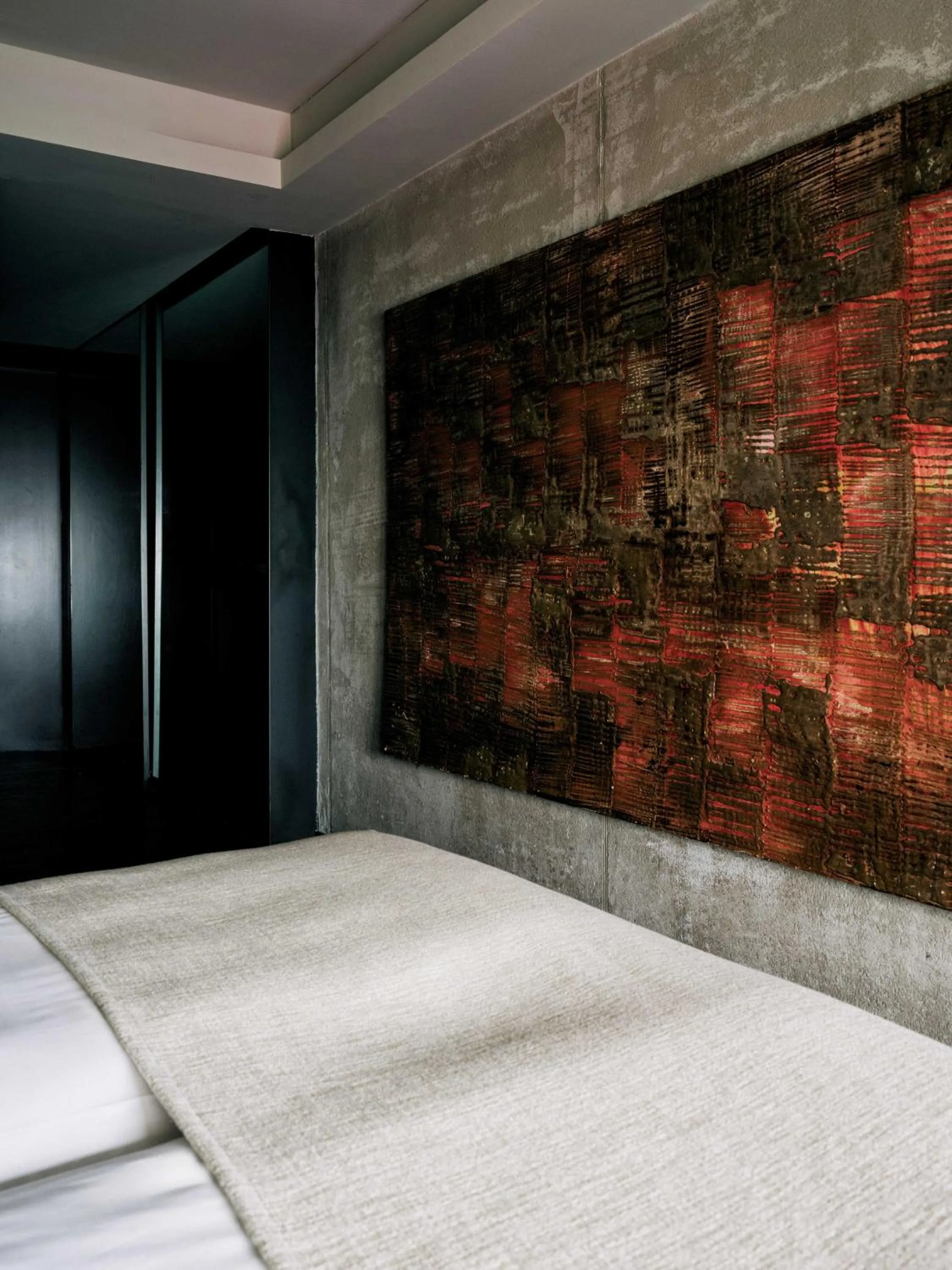 Bed in STRAF, Milan, a Member of Design Hotels