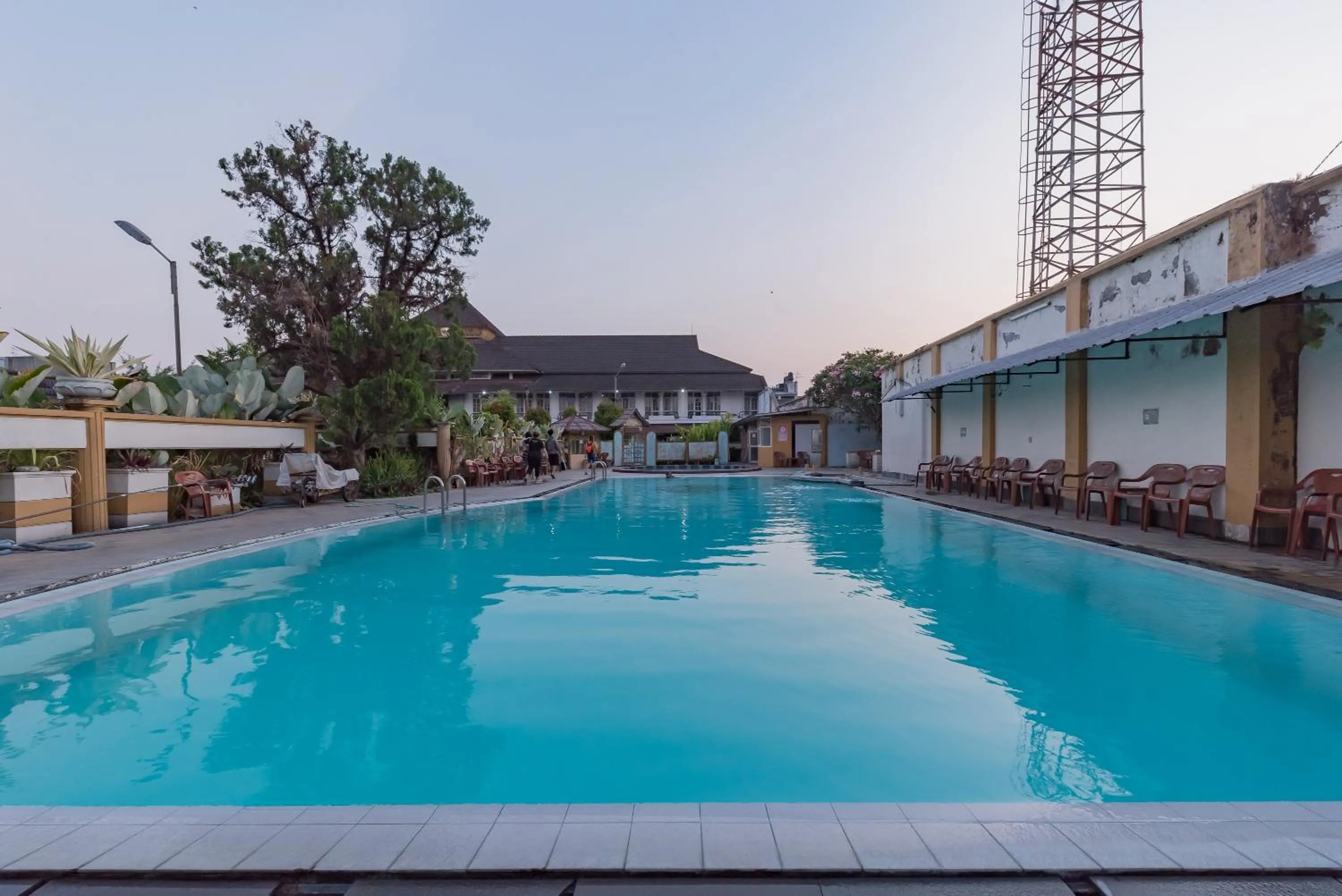 Swimming pool in Urbanview Hotel Crown Tasikmalaya by RedDoorz