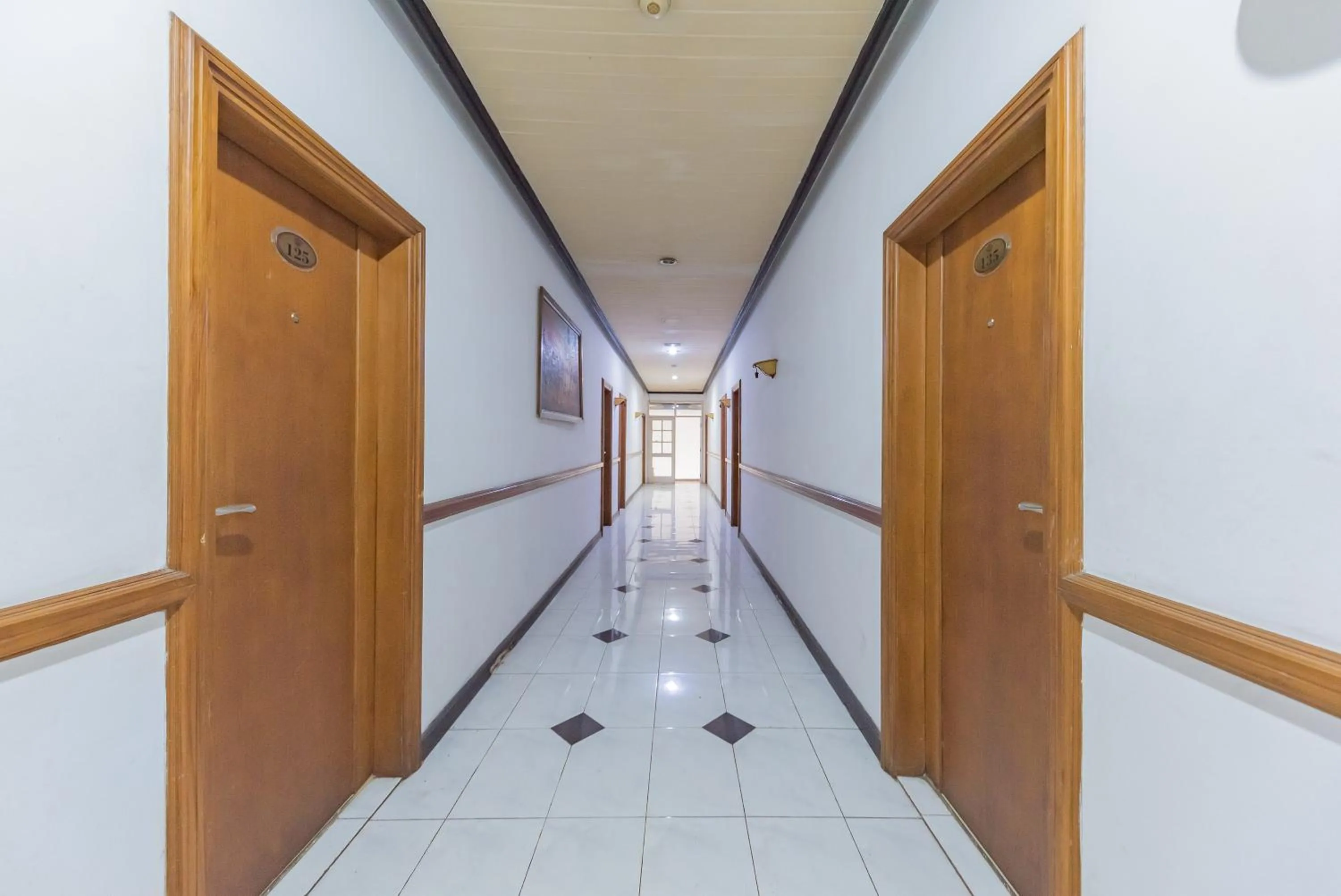 Property building in Urbanview Hotel Crown Tasikmalaya by RedDoorz