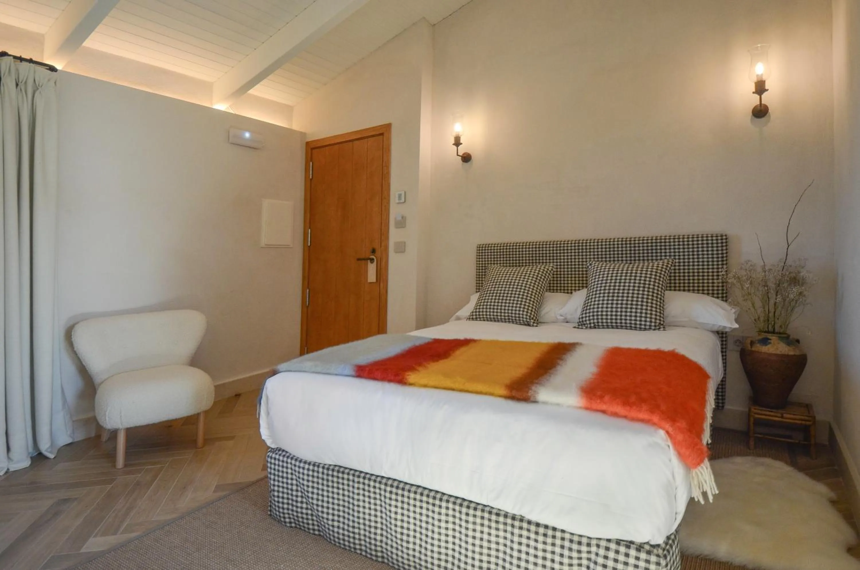 Bedroom, Bed in La Dehesa de Don Pedro