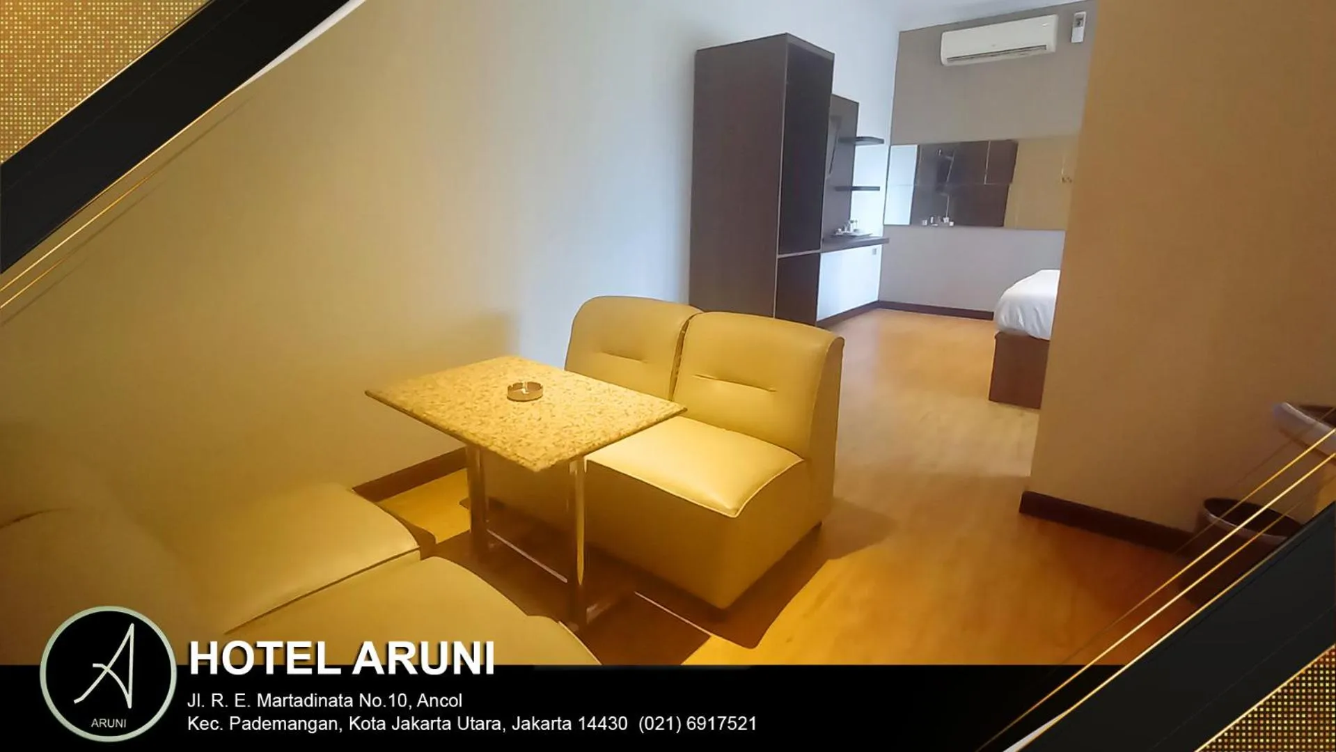 Living room in Hotel Aruni Ancol