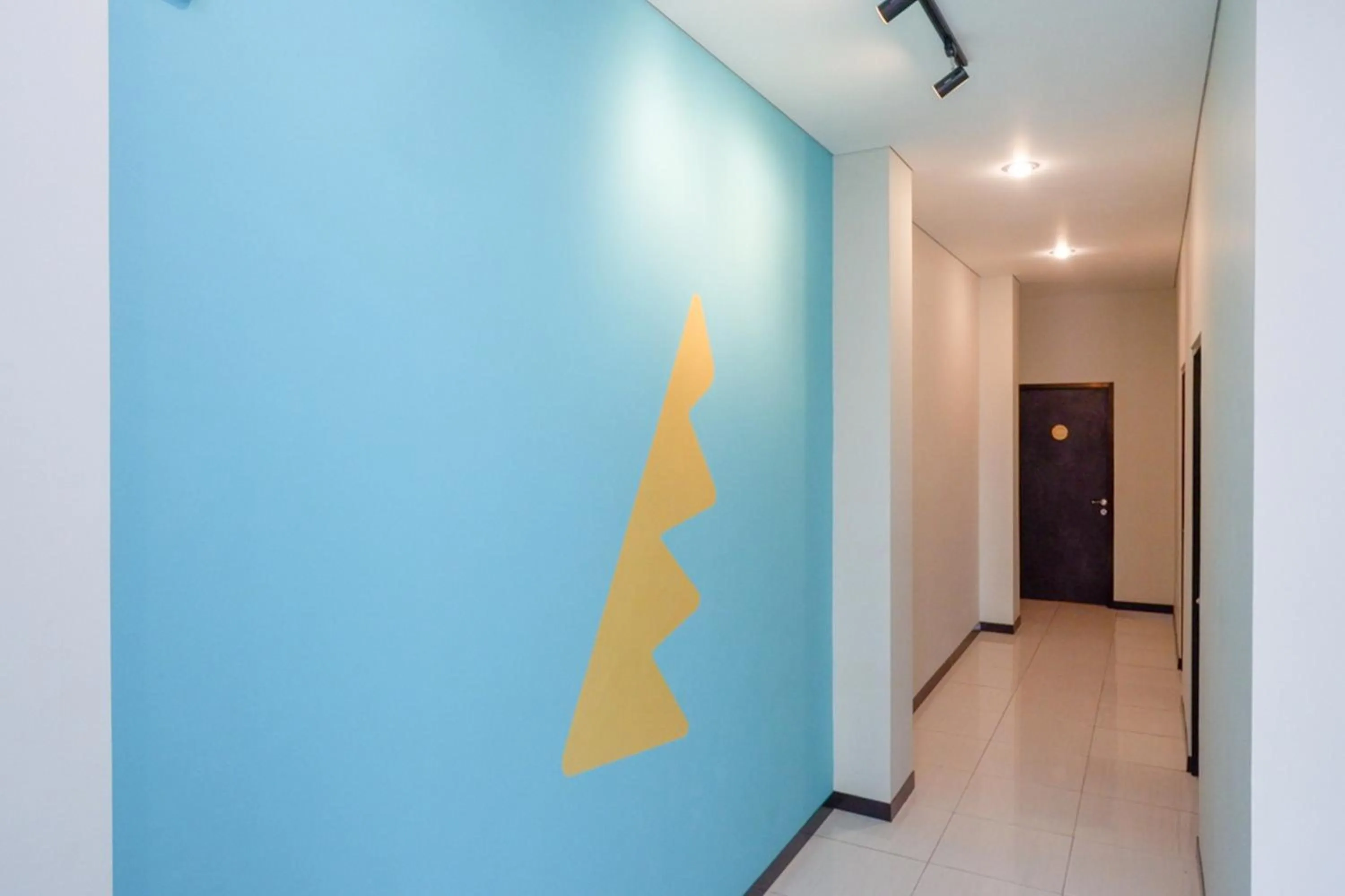 Facade/entrance in Sans Hotel Good Wish Semarang