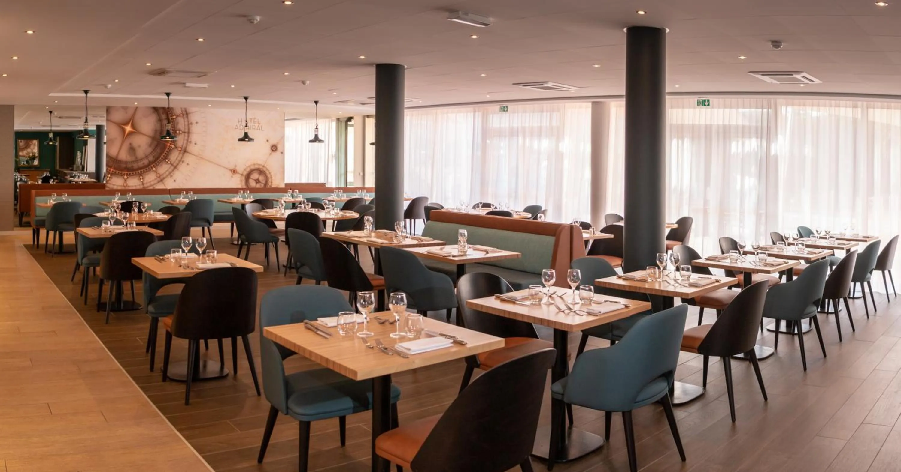 Restaurant/places to eat in Best Western Plus Hotel Admiral