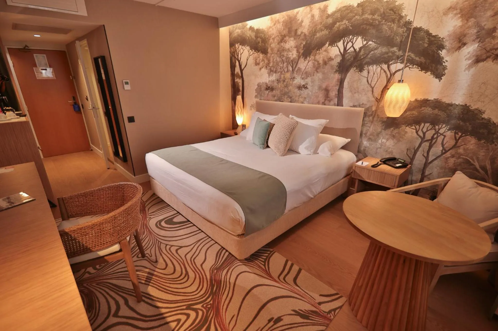 Photo of the whole room, Bed in Best Western Plus Hotel Admiral