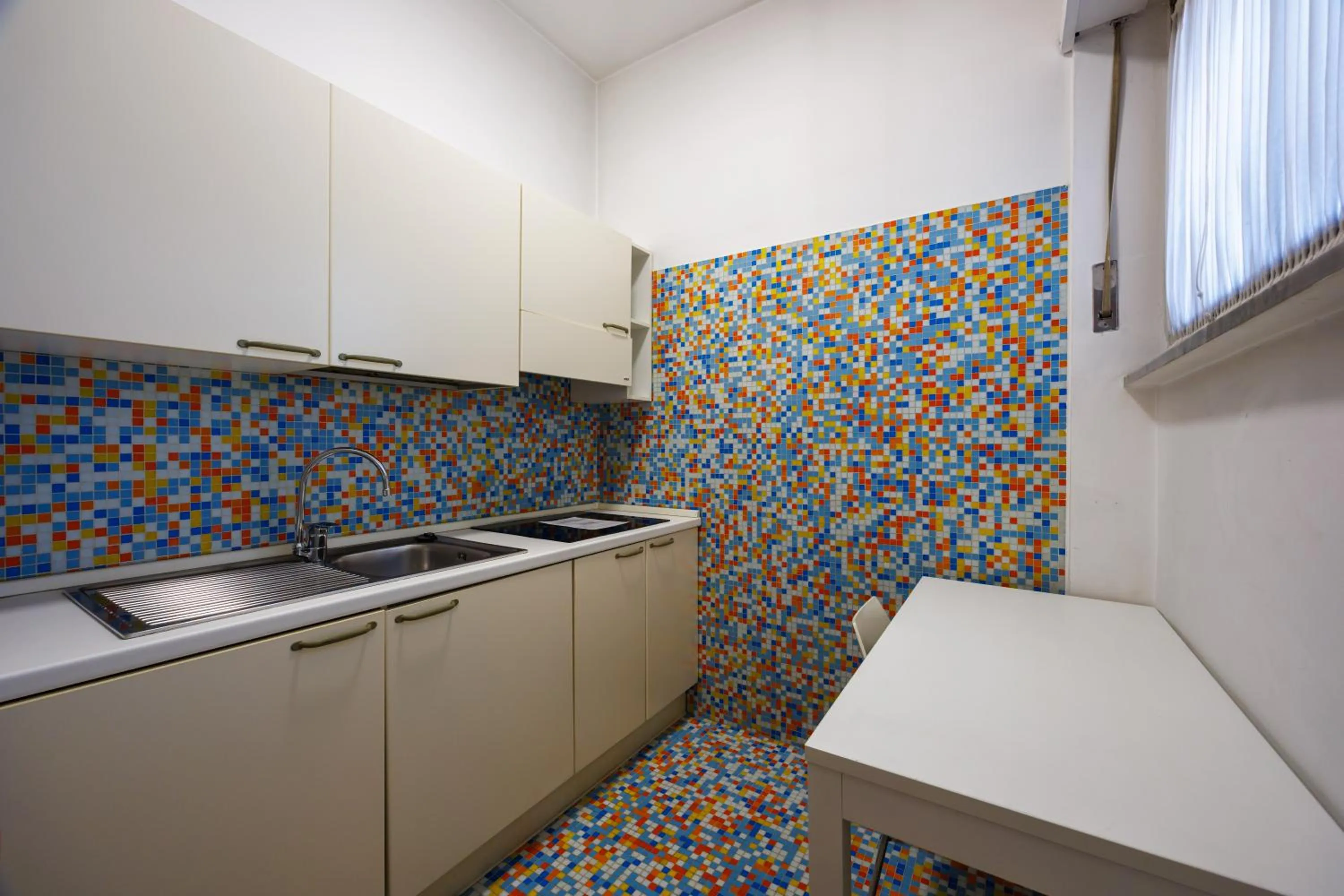 kitchen in Residence Hotel Torino Uno