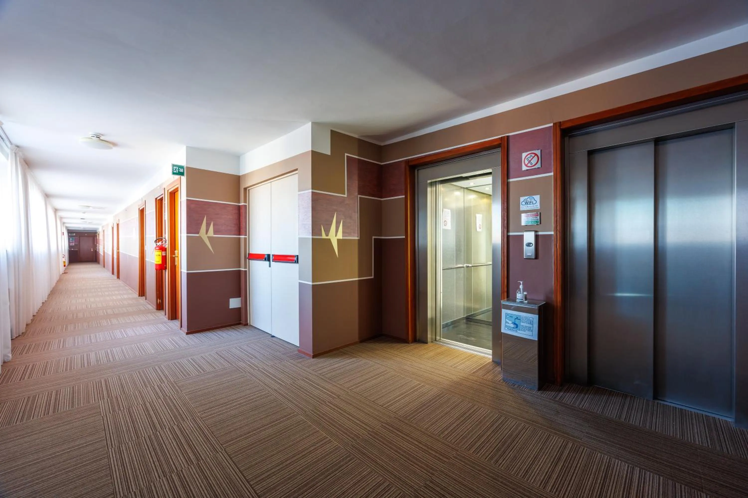 elevator in Residence Hotel Torino Uno