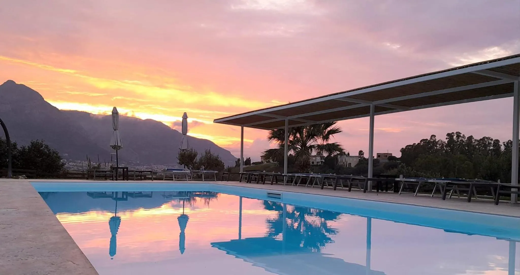 CI VULIA b&b - Sicilia sea, pool, bbq, tv, wi-fi