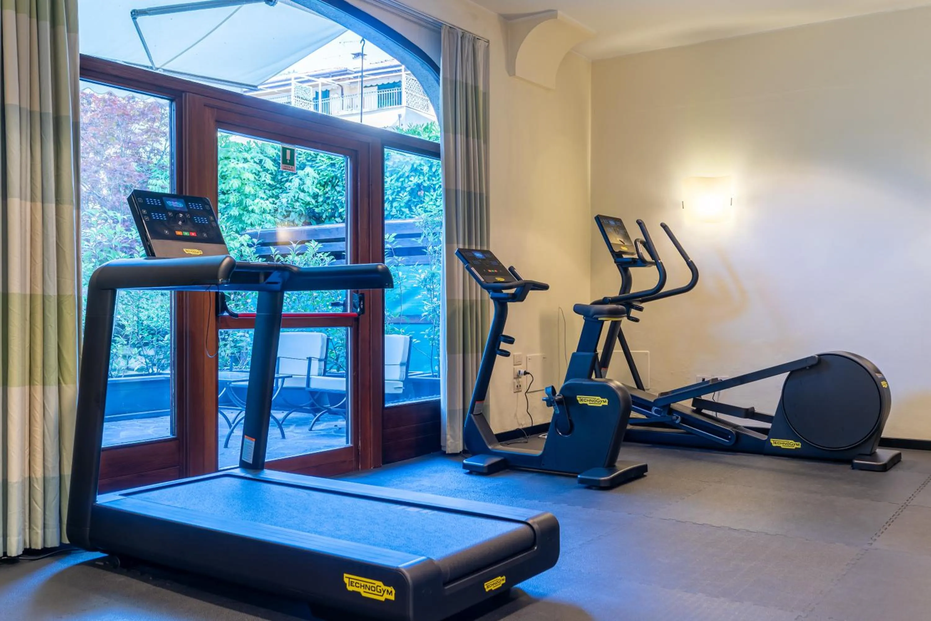 Fitness centre/facilities in Hotel Spiaggia d'Oro - Charme & Boutique - Garda Lake Collection