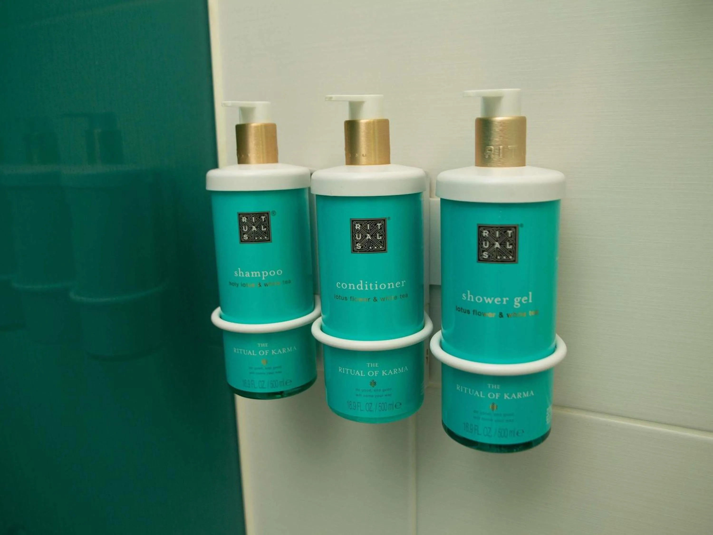 Bedroom in Novotel London Wembley