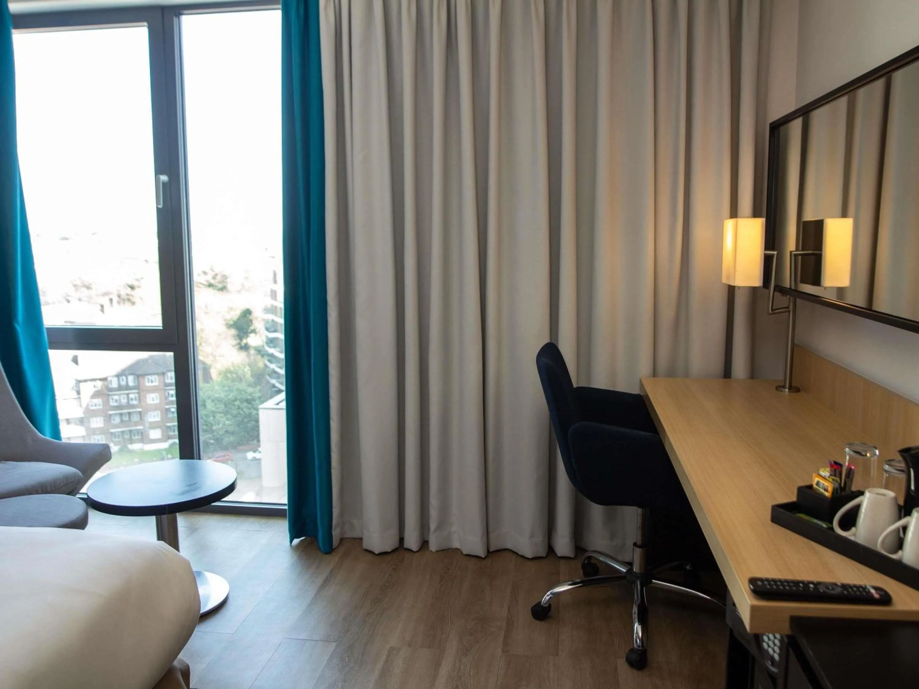 Bedroom in Novotel London Wembley