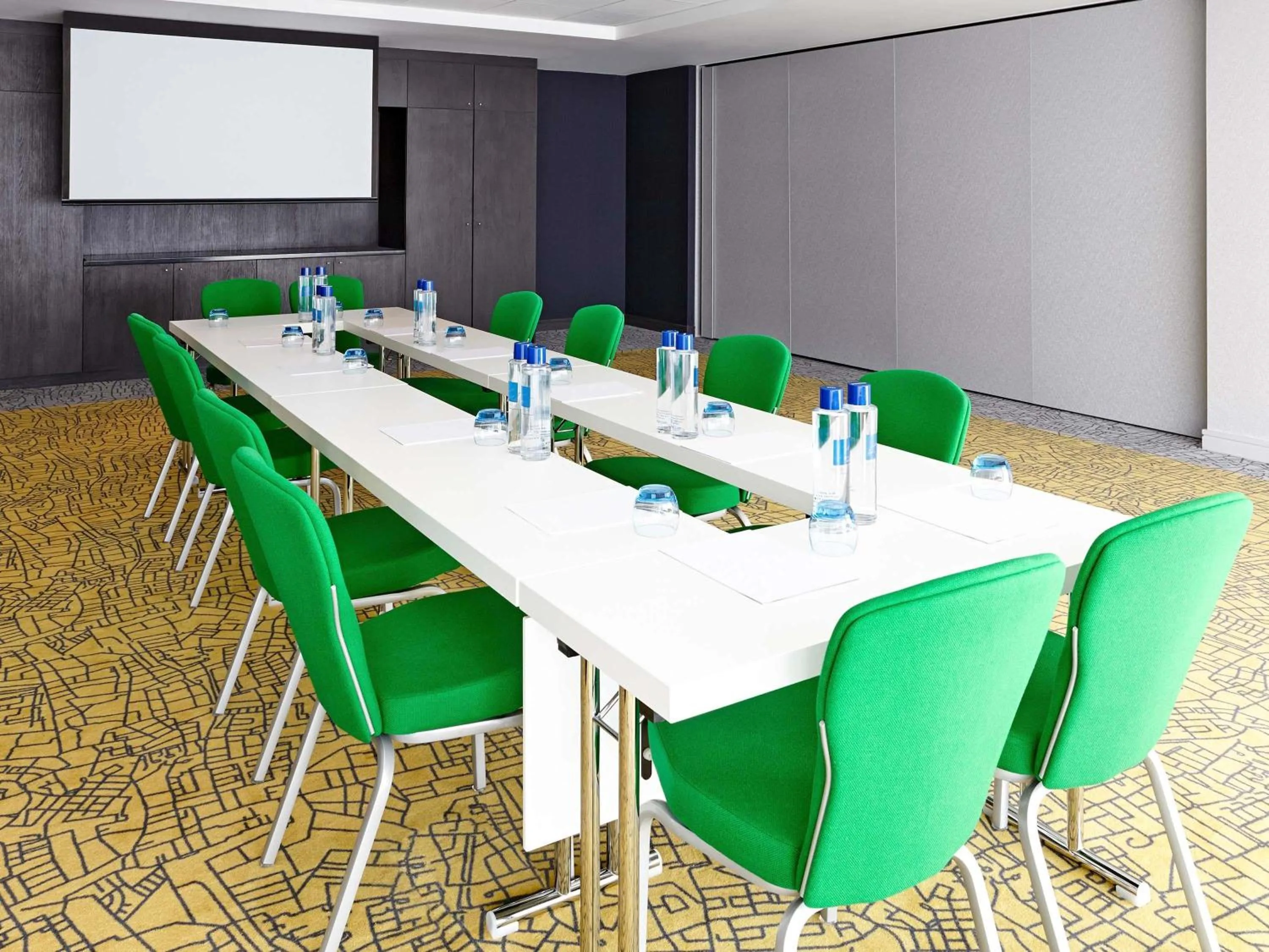 Meeting/conference room in Novotel London Wembley