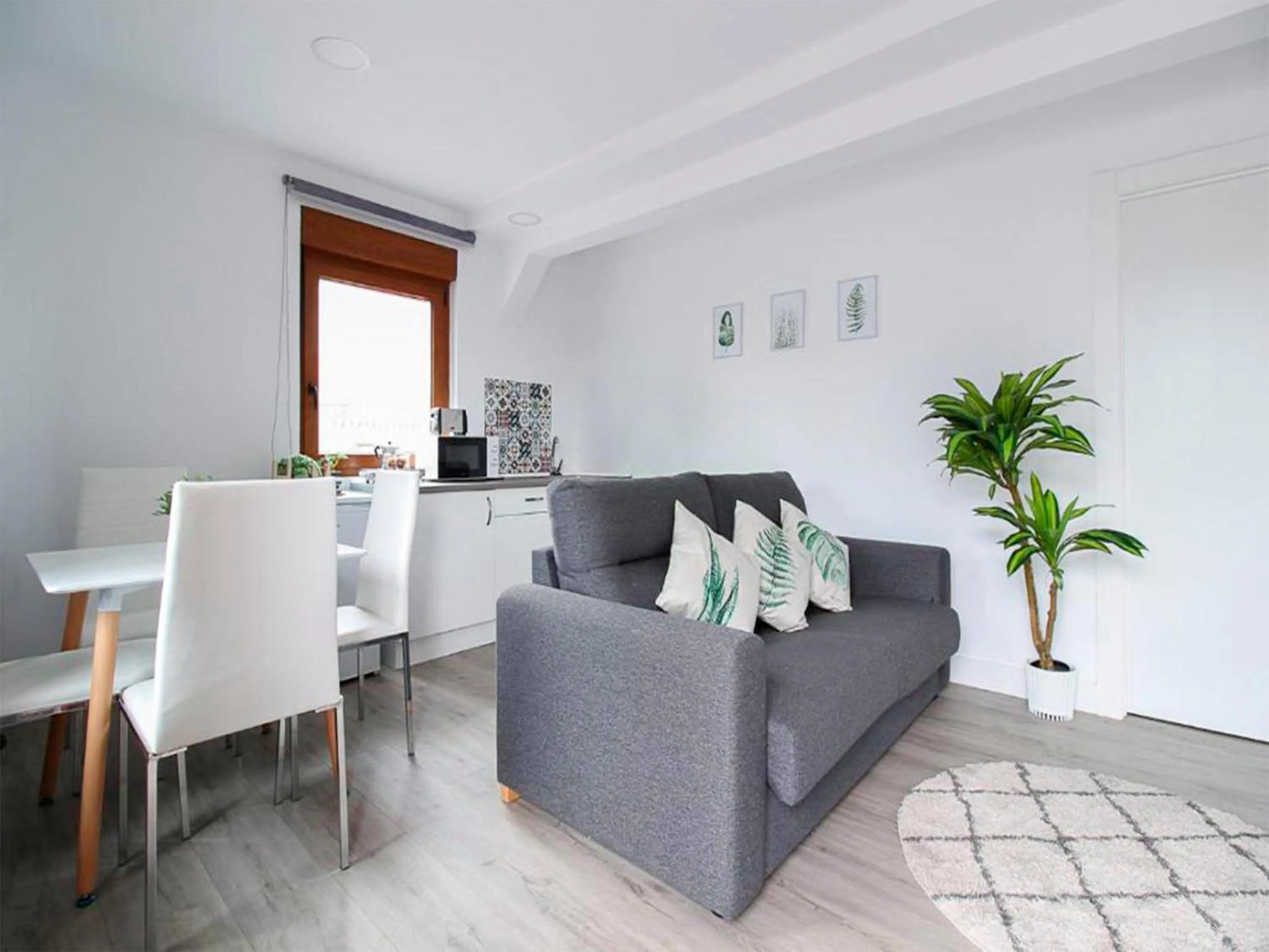 Living room in La Maruca Beach Santander 3000