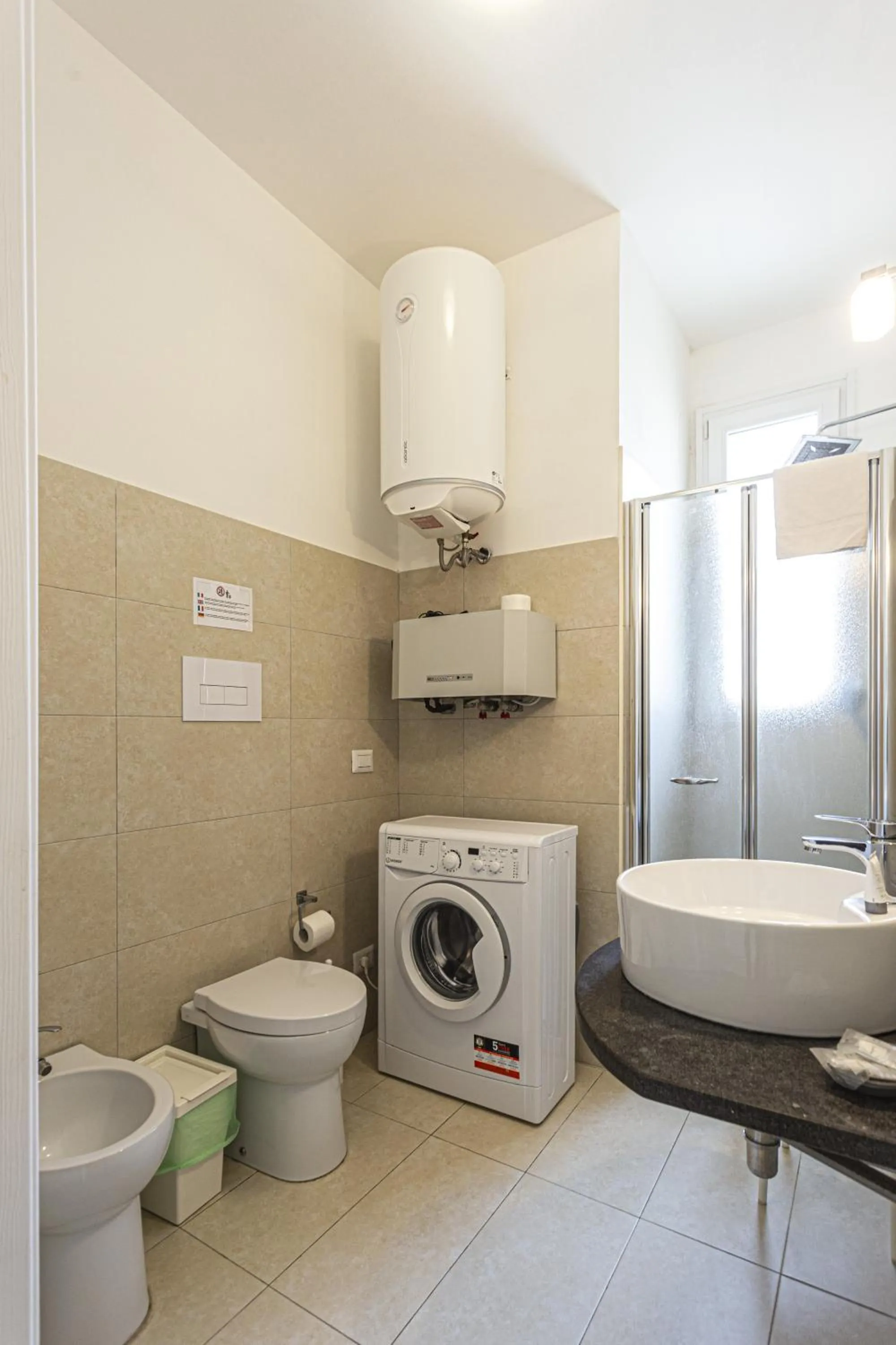 Toilet in Stella del mare Apartments