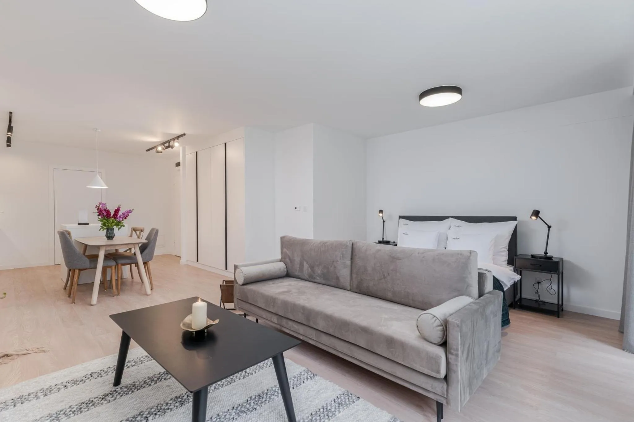 Living room in EXCLUSIVE Aparthotel Kraków Lubicz 40