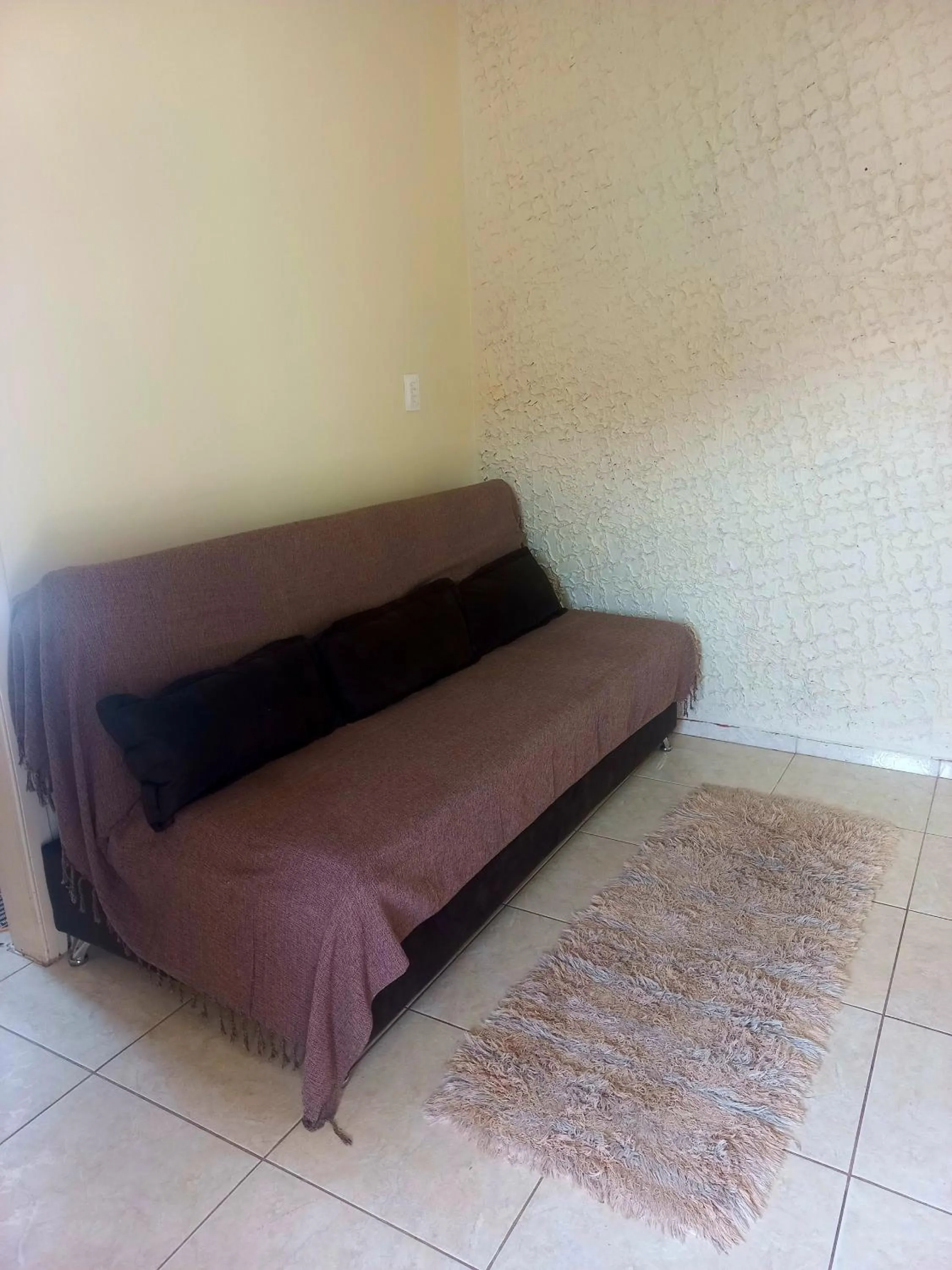 Living room, Bed in Pousada Reino Encantado - São Thomé das Letras - Minas Gerais