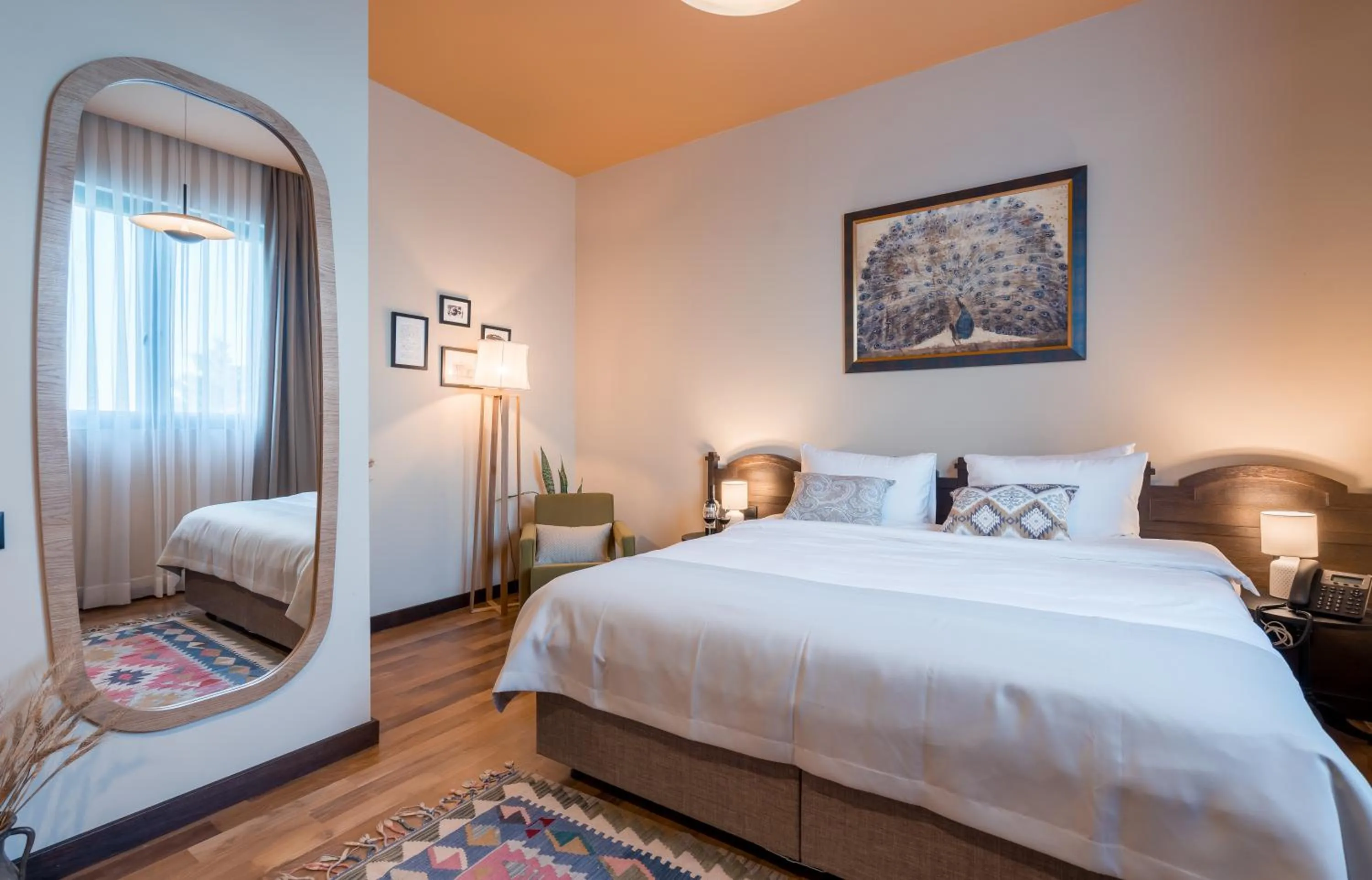 Photo of the whole room, Bed in Giuaani Winery