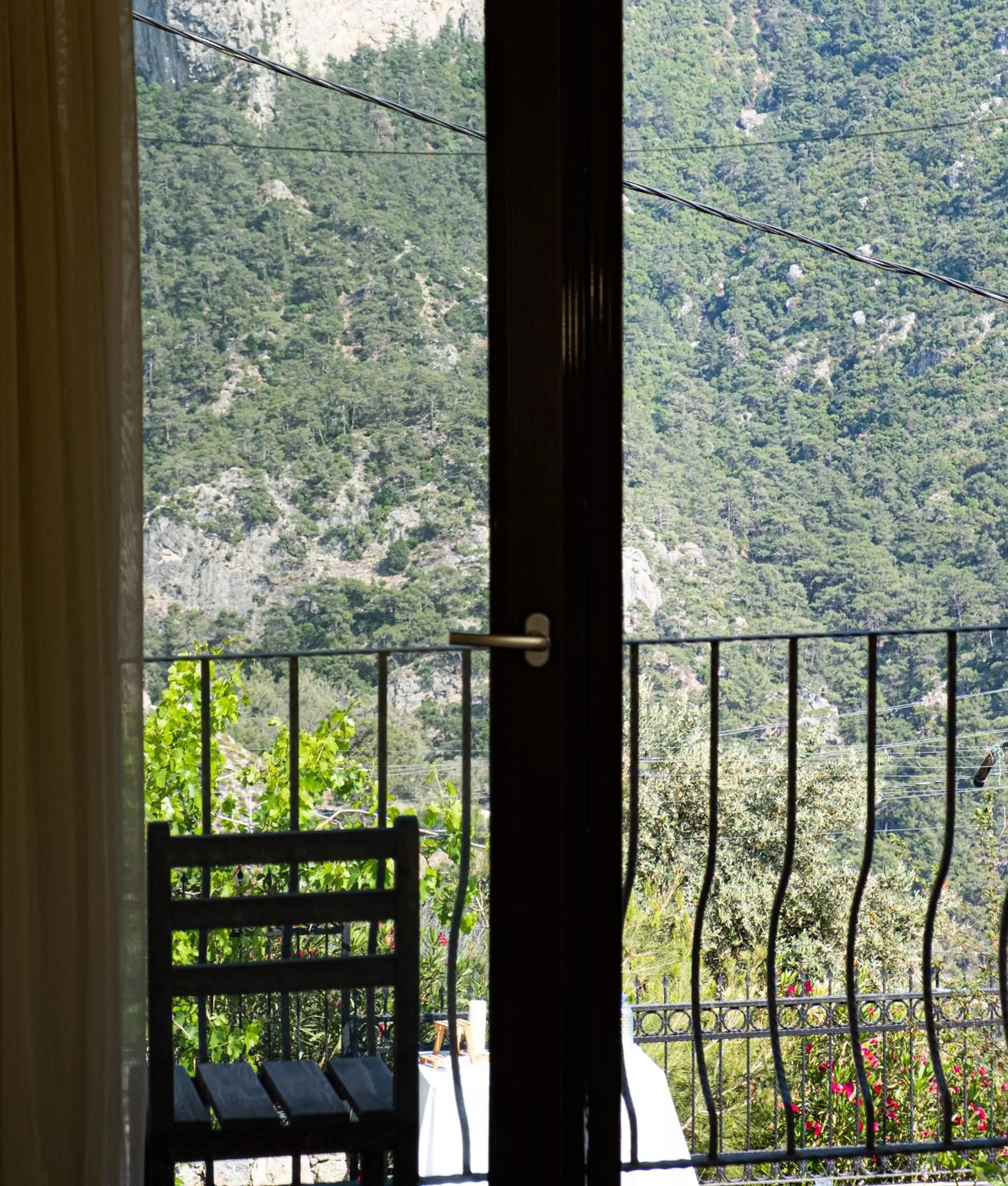 Garden view in Casa Di Pietra